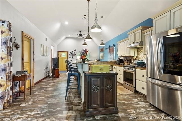 21603 W 14th Street S Property Photo 6