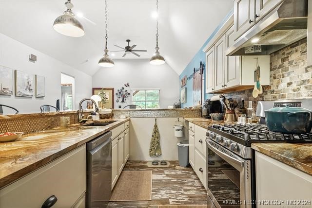 21603 W 14th Street S Property Photo 7