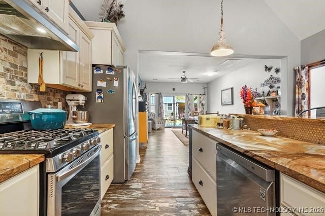 21603 W 14th Street S Property Photo 8