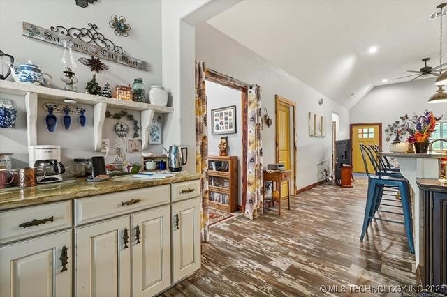 21603 W 14th Street S Property Photo 9