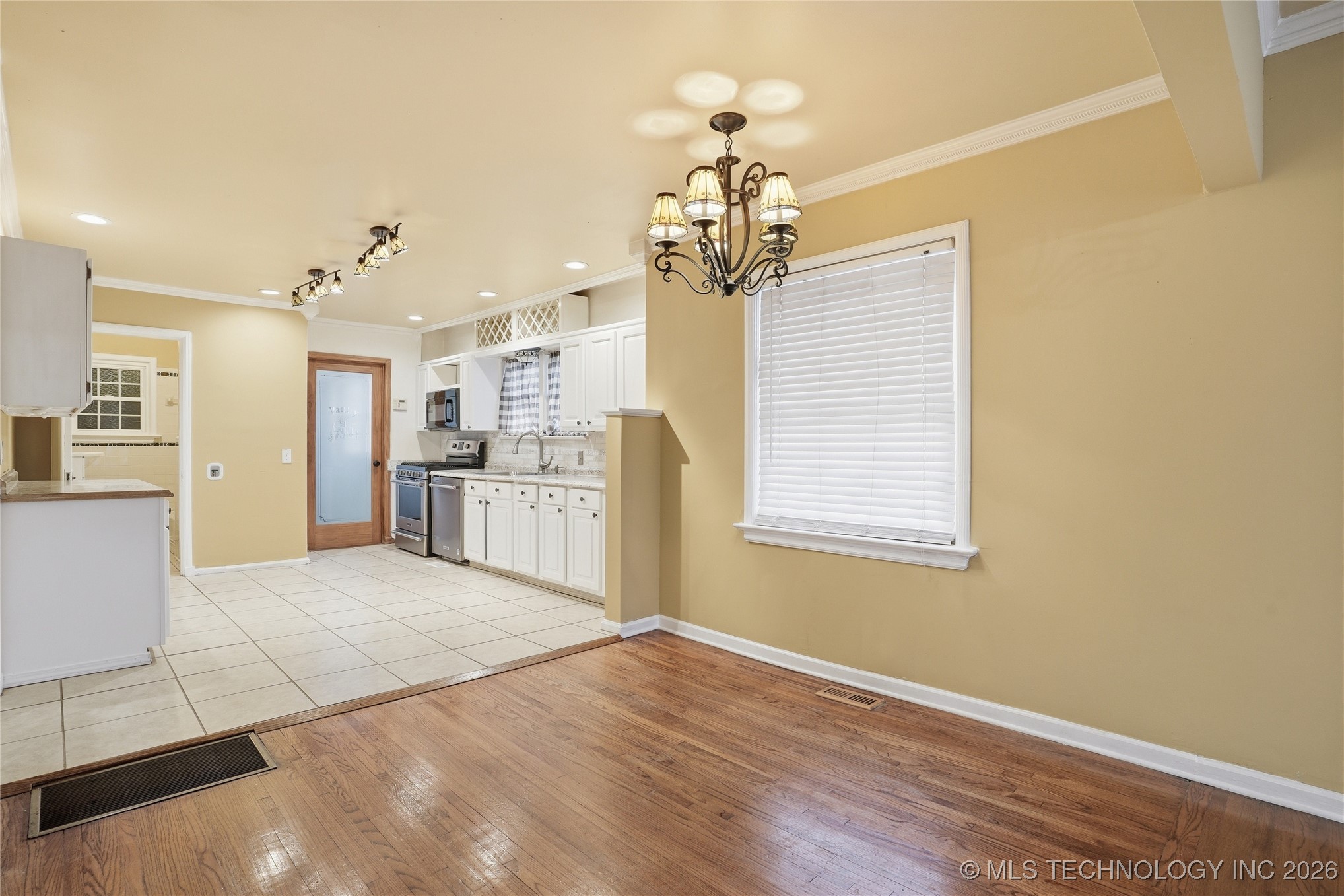 3409 Riverside Drive Property Photo 47