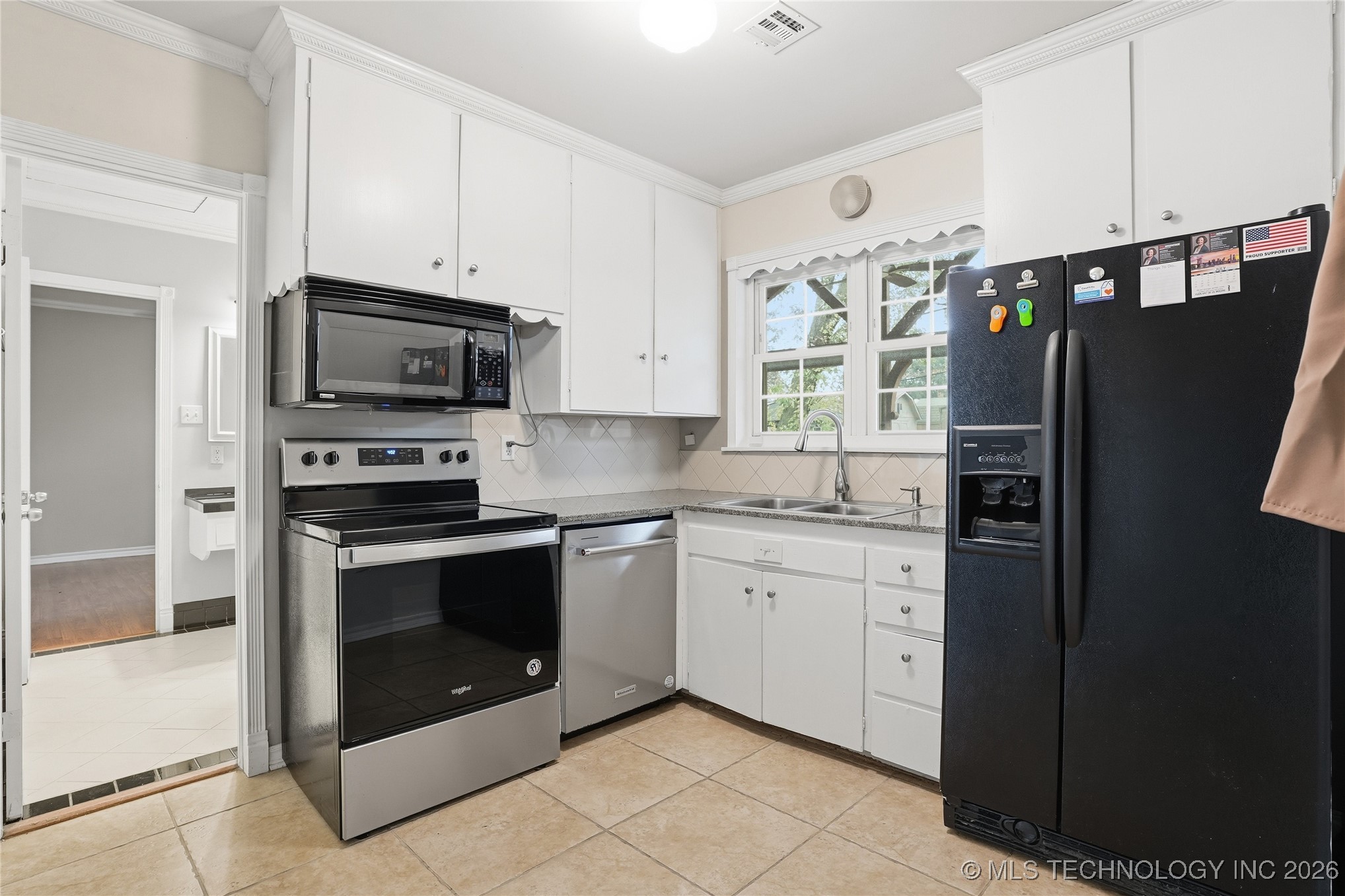 3409 Riverside Drive Property Photo 82