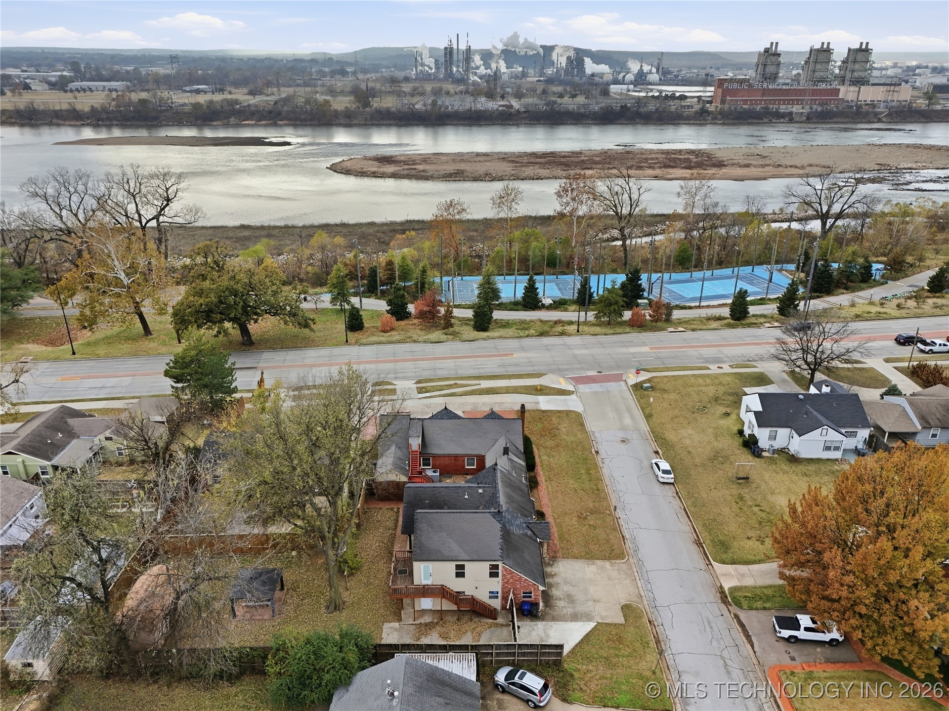 3409 Riverside Drive Property Photo 98