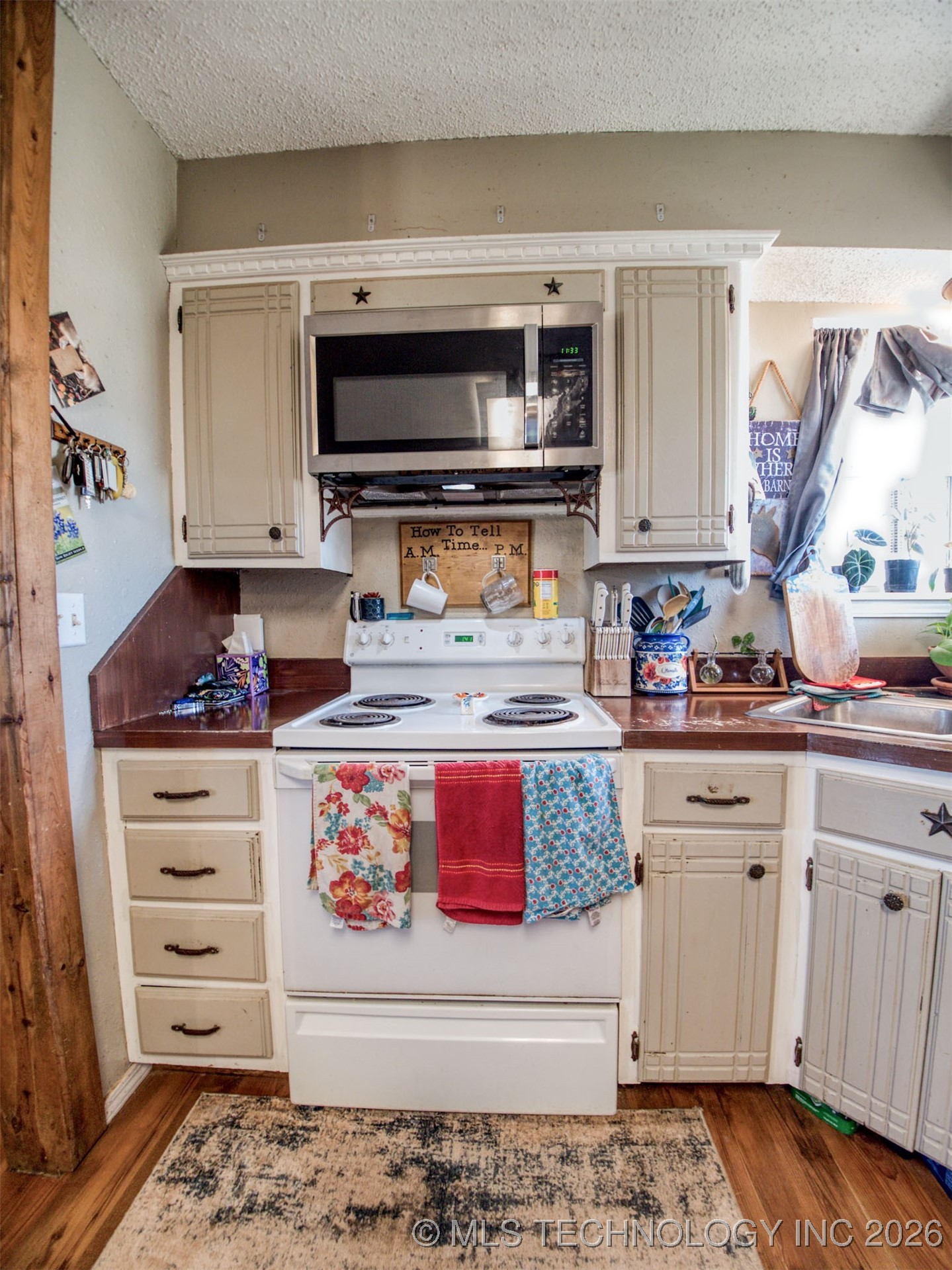 22526 N 2860 Road Property Photo 8