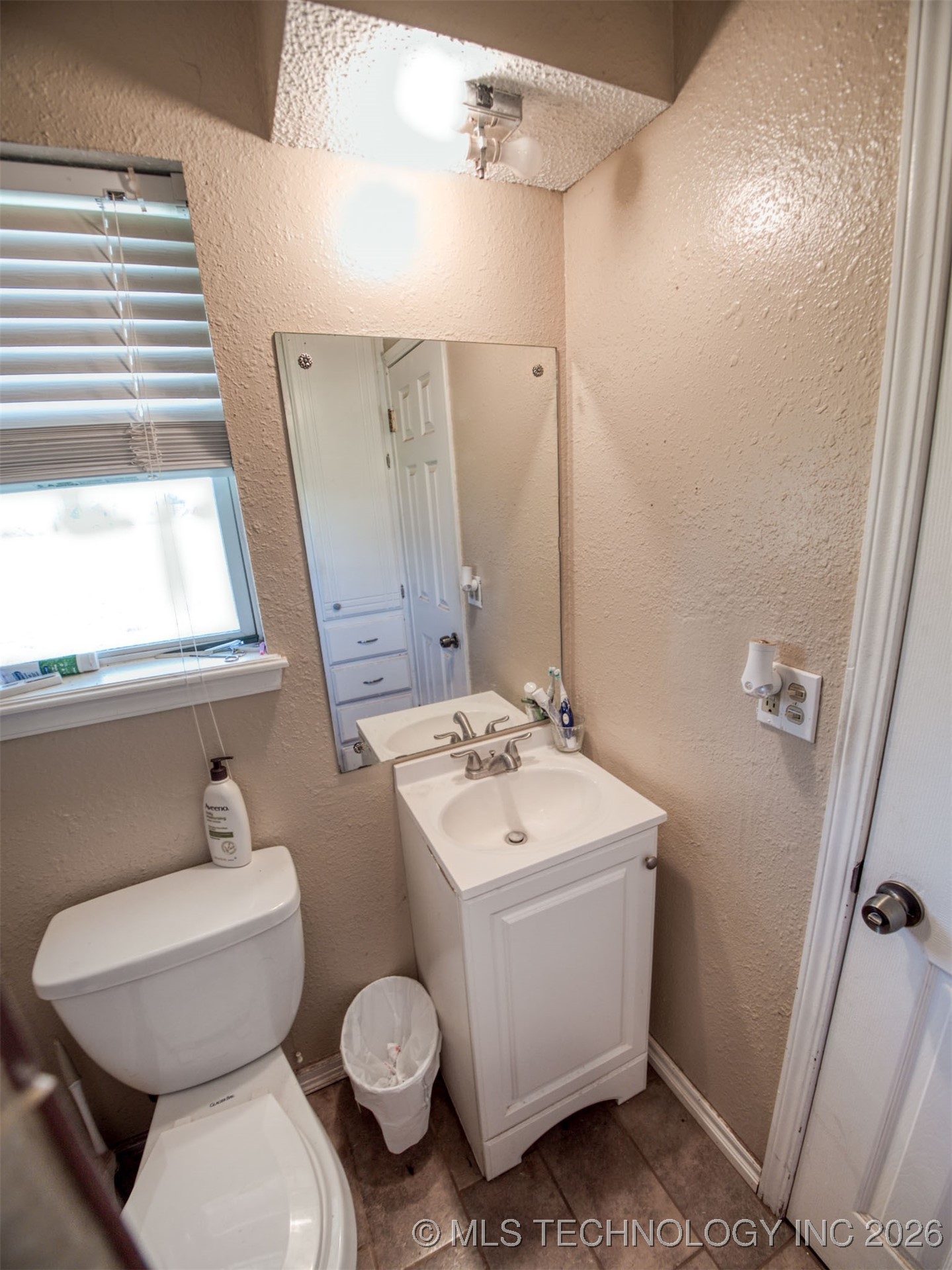 22526 N 2860 Road Property Photo 13