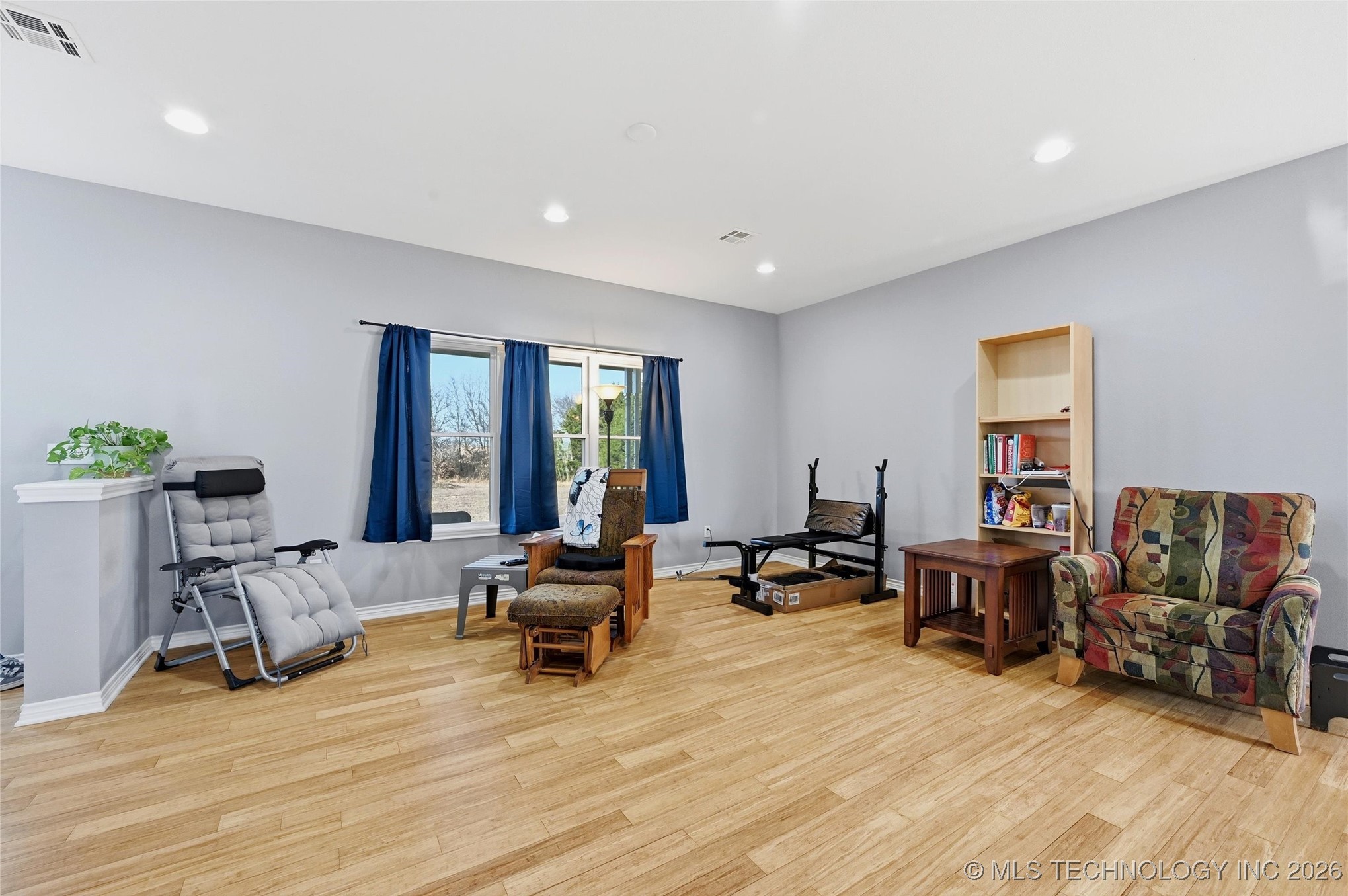 5856 S Highway 377 Property Photo 8