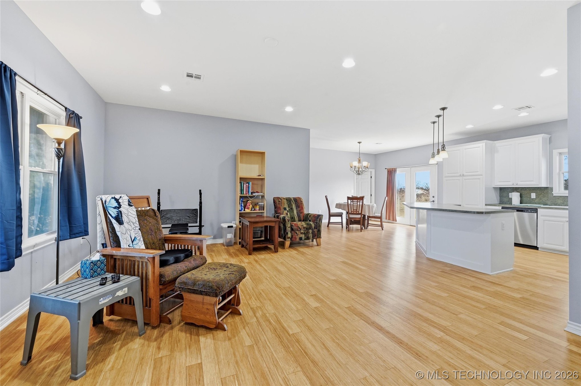 5856 S Highway 377 Property Photo 10