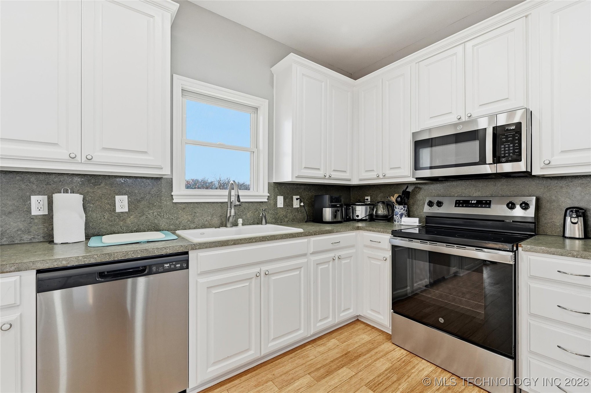 5856 S Highway 377 Property Photo 13