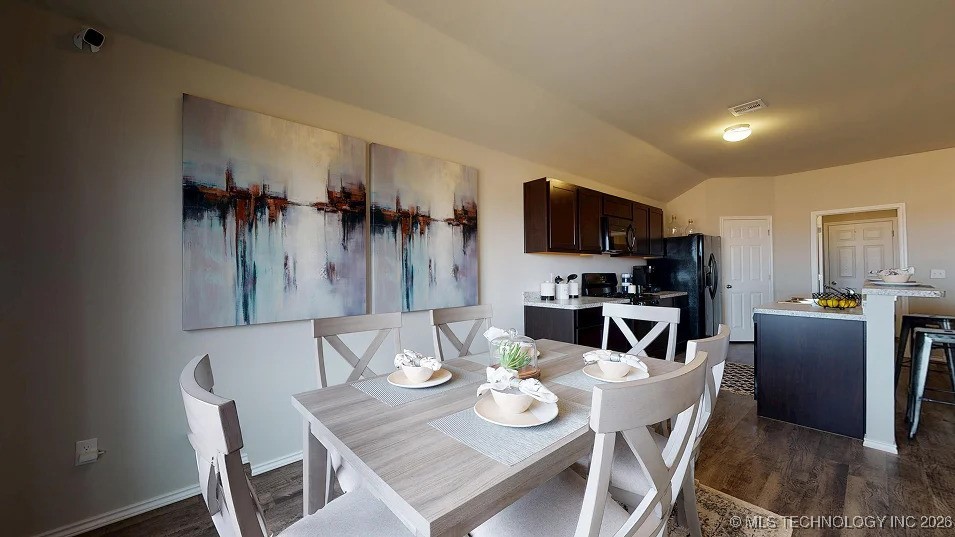 15 Blue Bell Street Property Photo 8