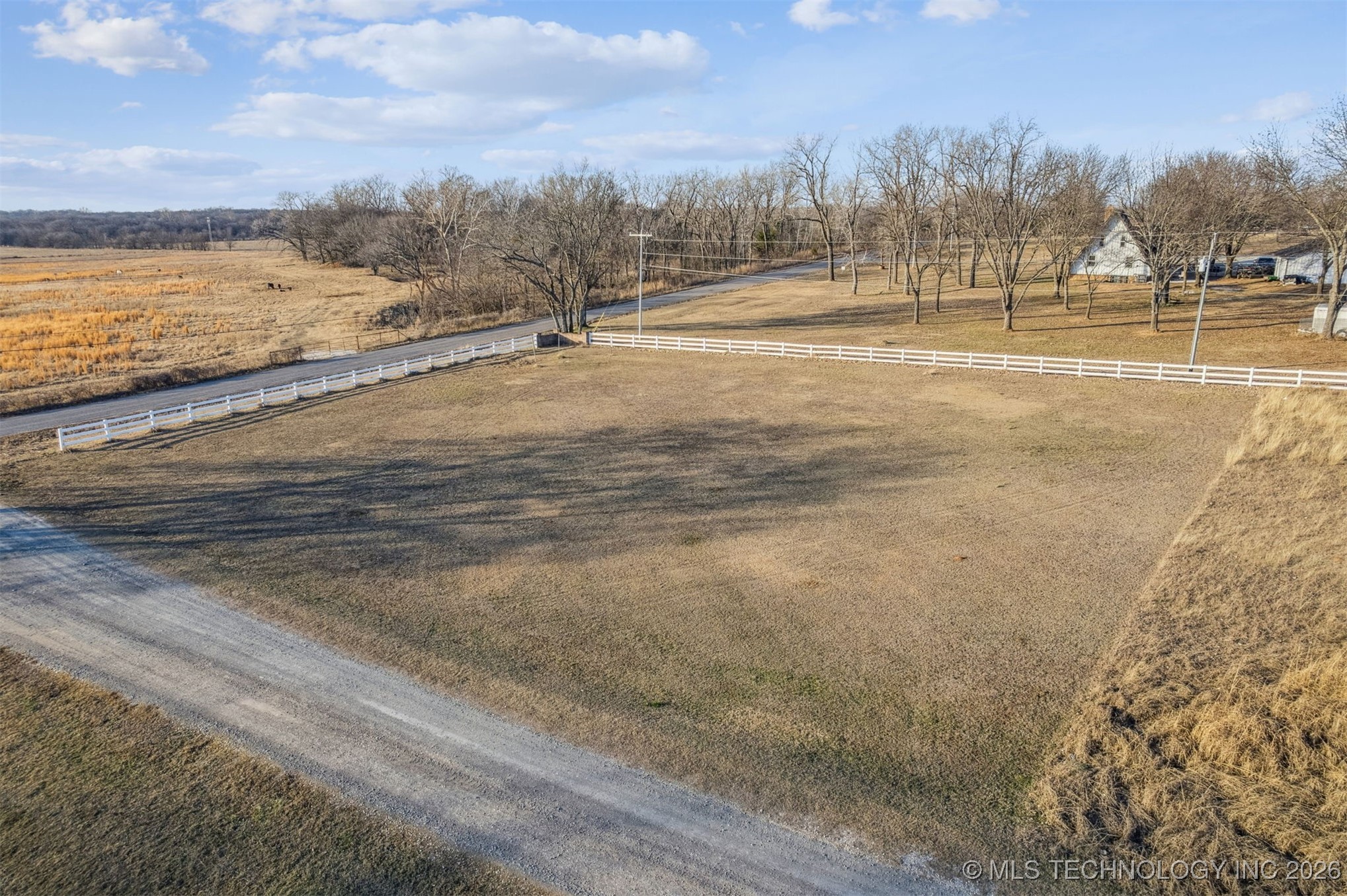 13016 County Road 1557 Property Photo 18