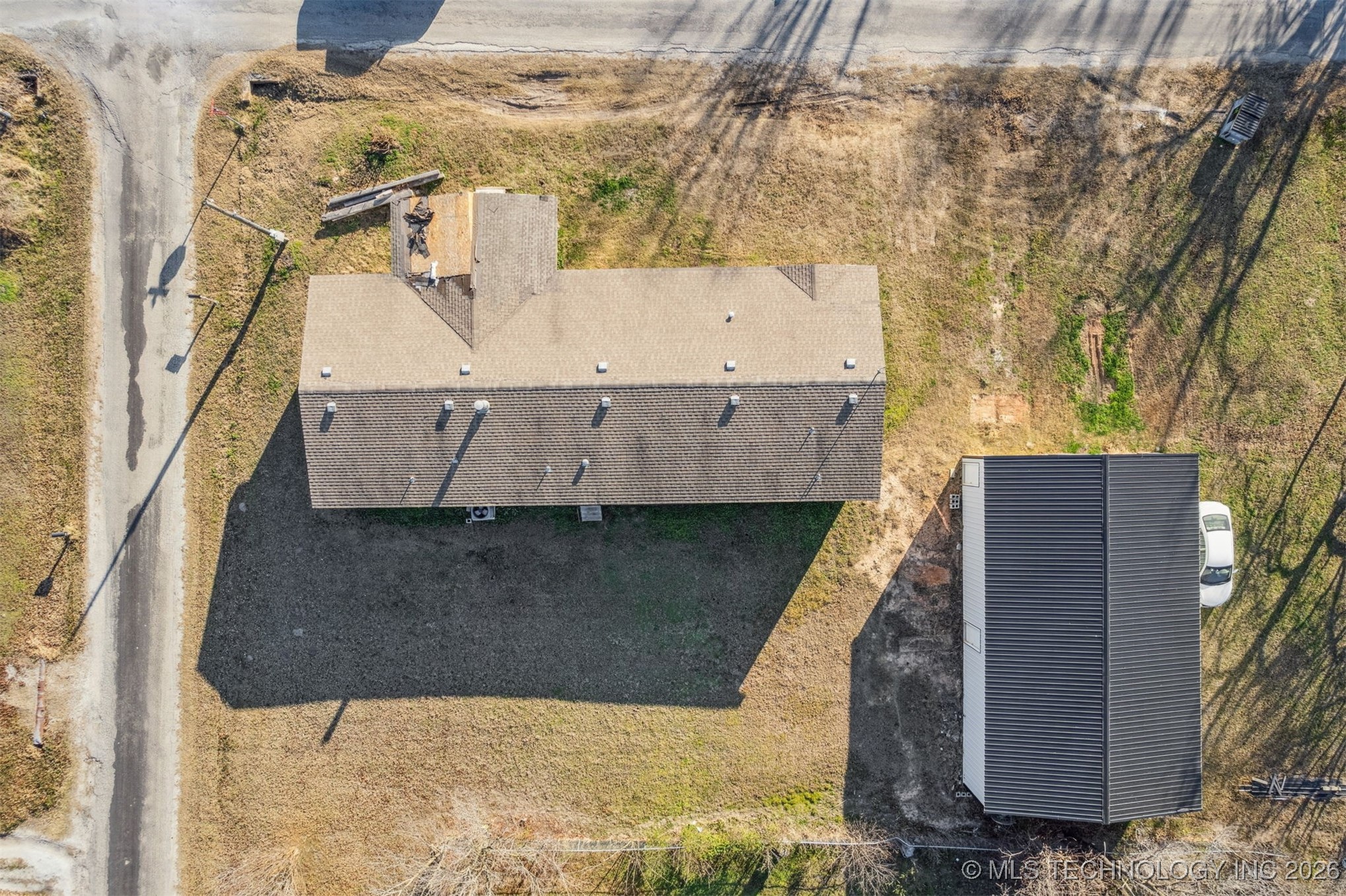 602 E Lexington Avenue Property Photo 7