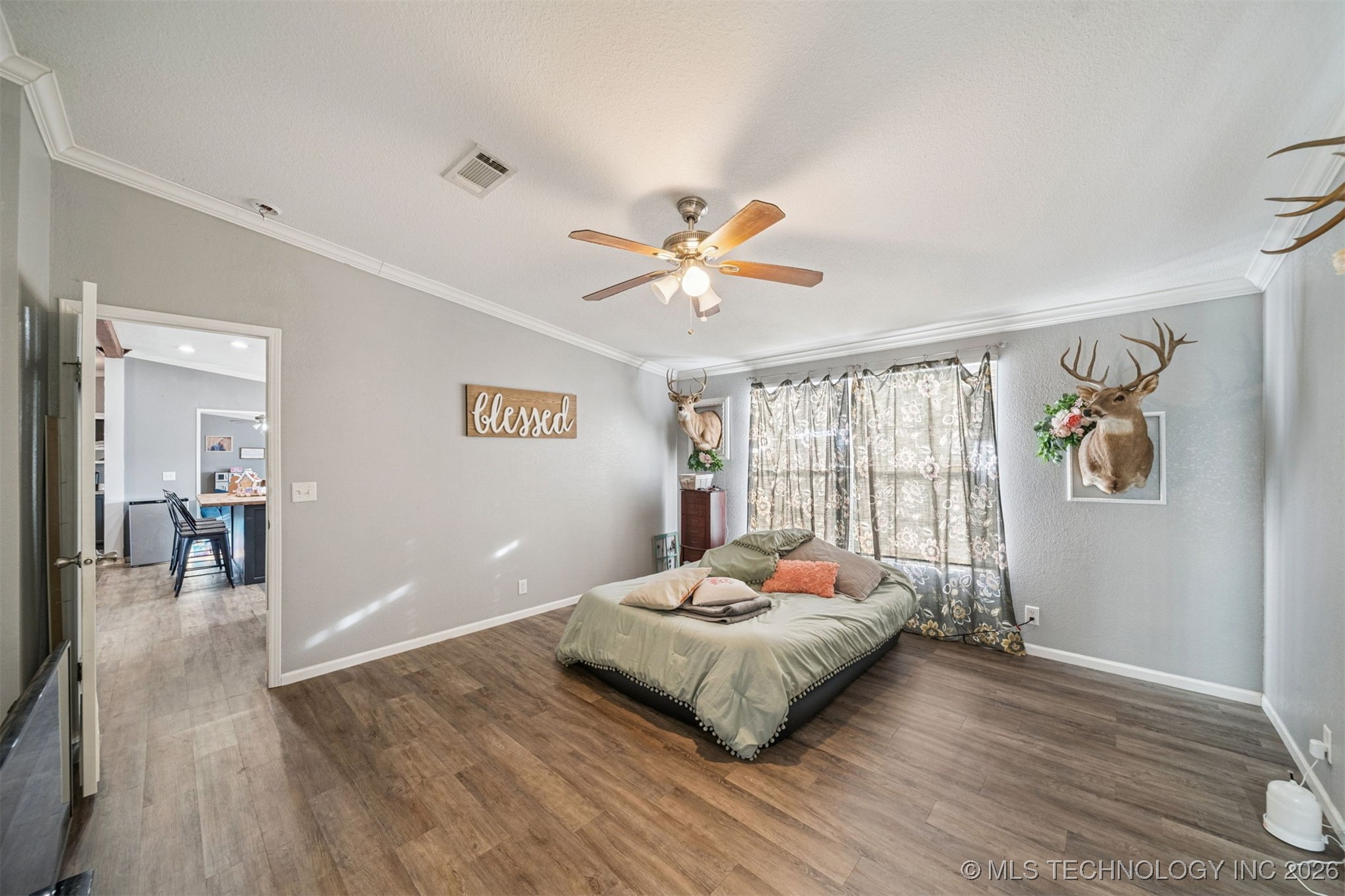 602 E Lexington Avenue Property Photo 17