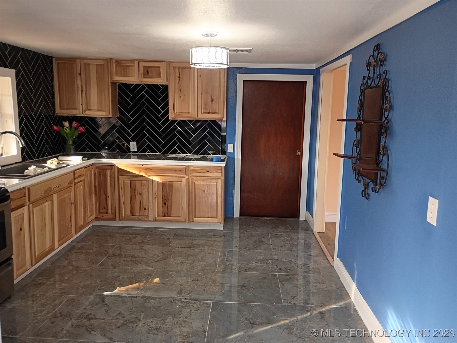 4200 S 30th W Property Photo 8