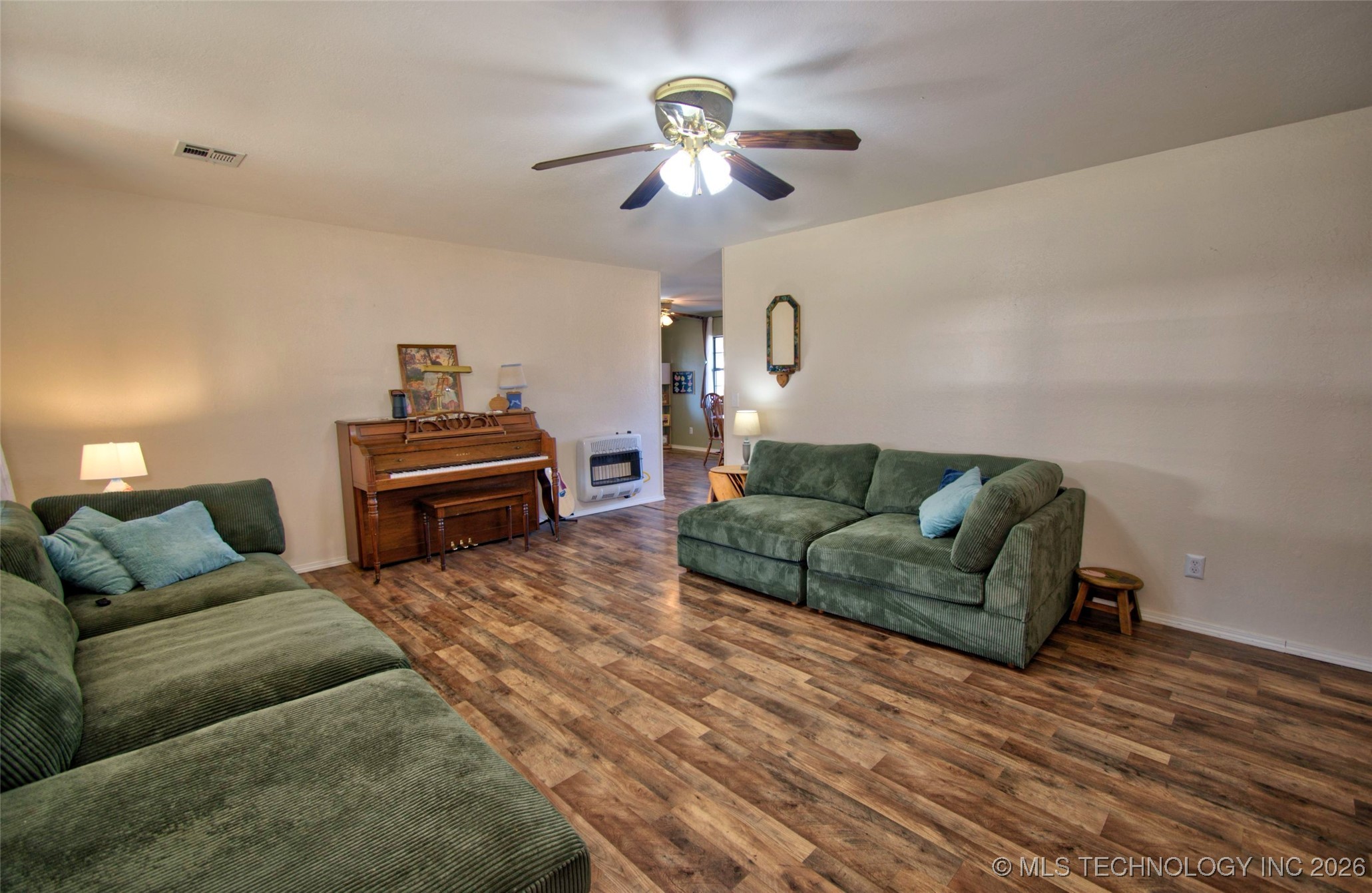 6482 E 133rd St S Property Photo 4