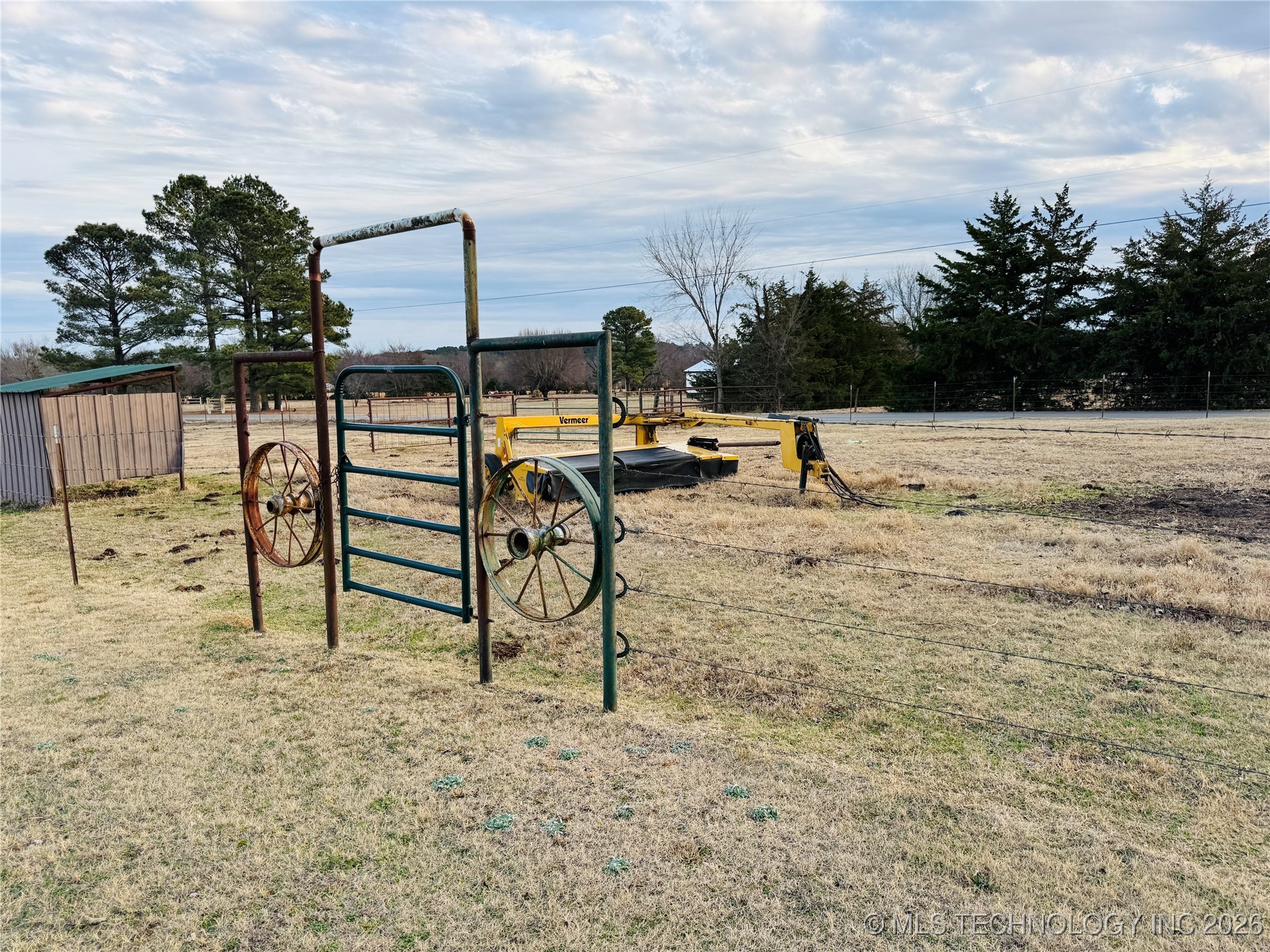 41 Lynnwood Property Photo 10