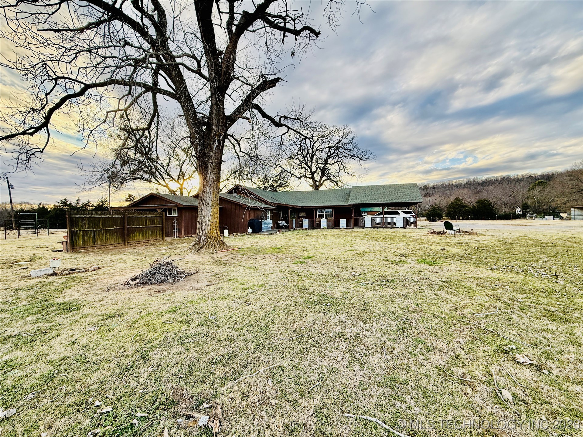 41 Lynnwood Property Photo 14