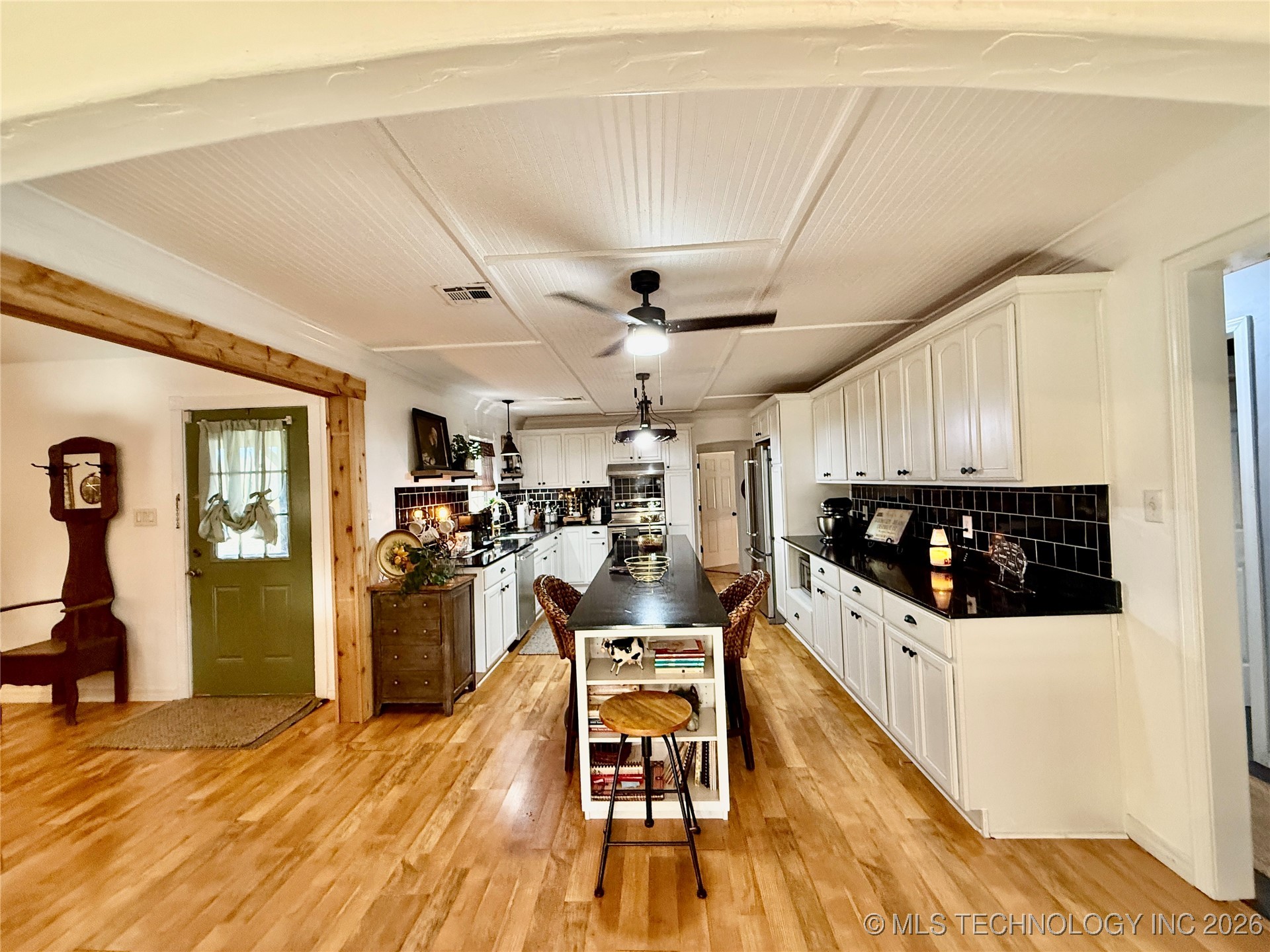 41 Lynnwood Property Photo 27