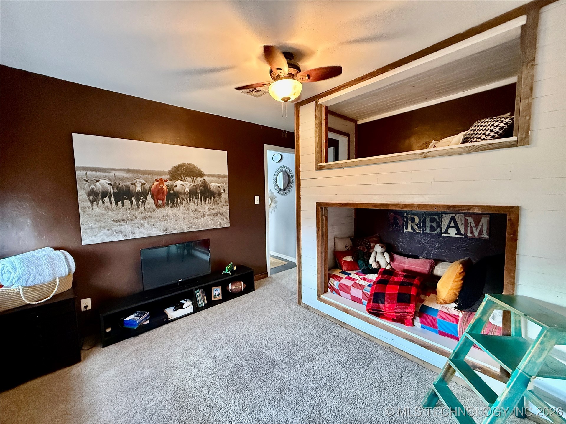 41 Lynnwood Property Photo 52