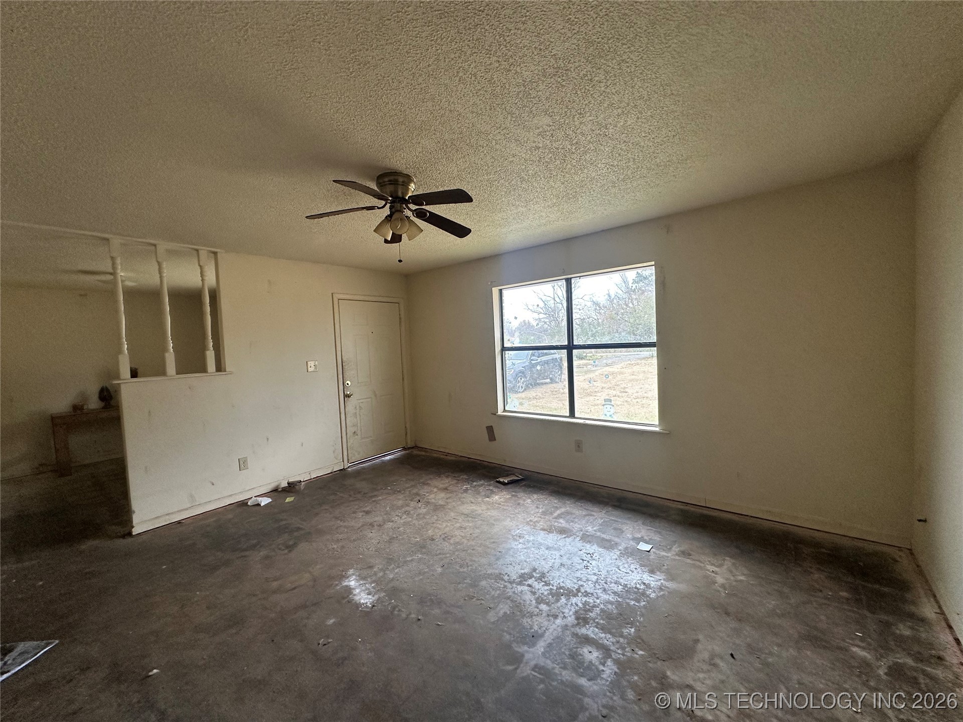 5421 W 77th Street S Property Photo 4