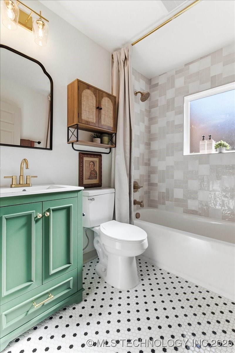 1216 S Canton Avenue Property Photo 31