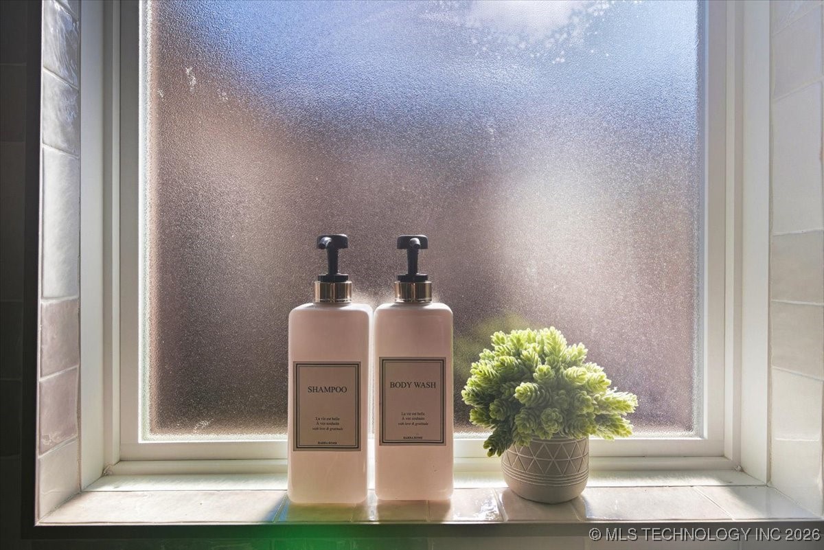 1216 S Canton Avenue Property Photo 33