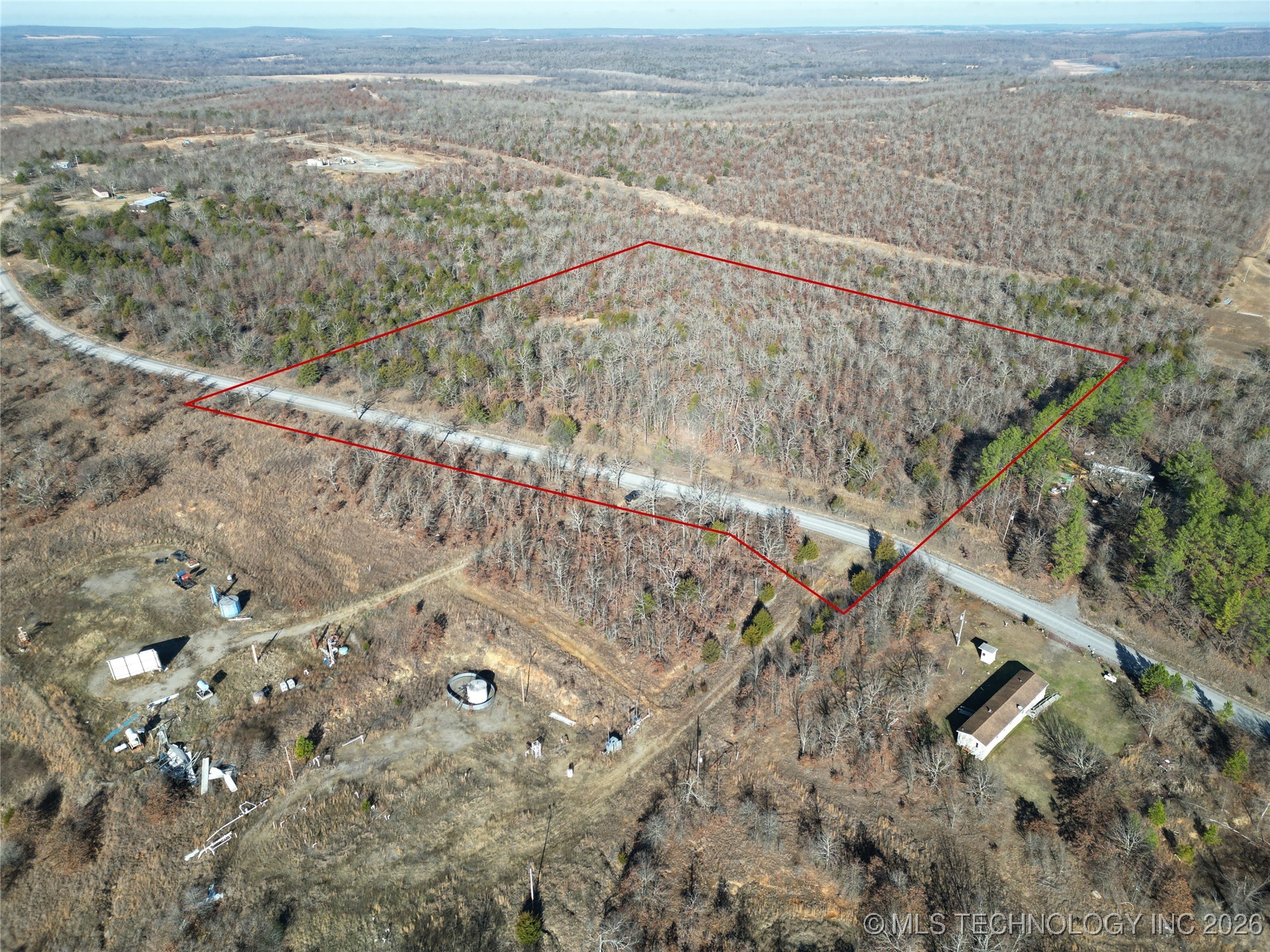 2501 Lott Bottom Property Photo 2