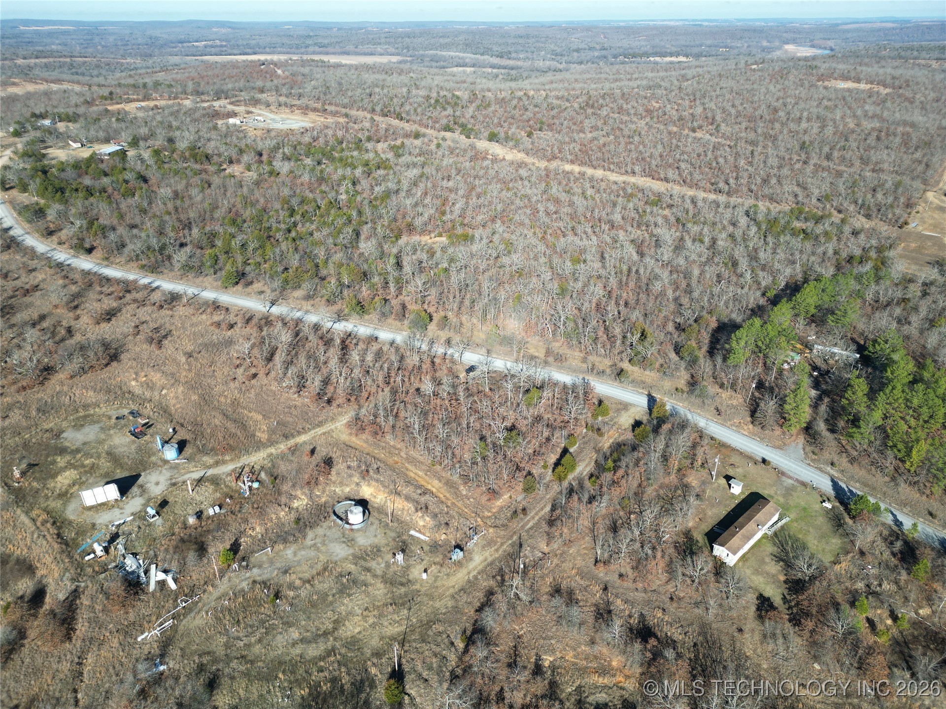2501 Lott Bottom Property Photo 3