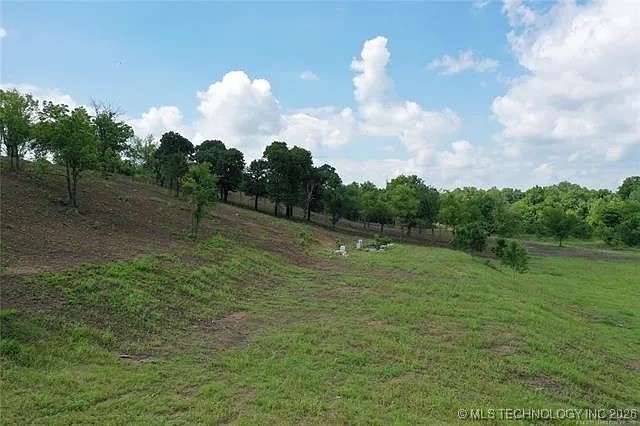 0002 E 86th Street North Property Photo 14