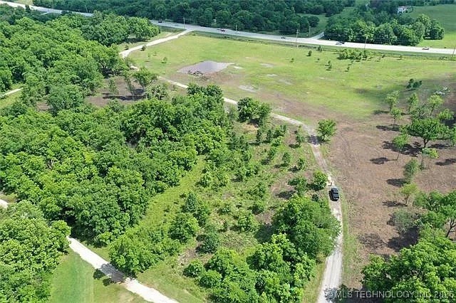 0002 E 86th Street North Property Photo 21