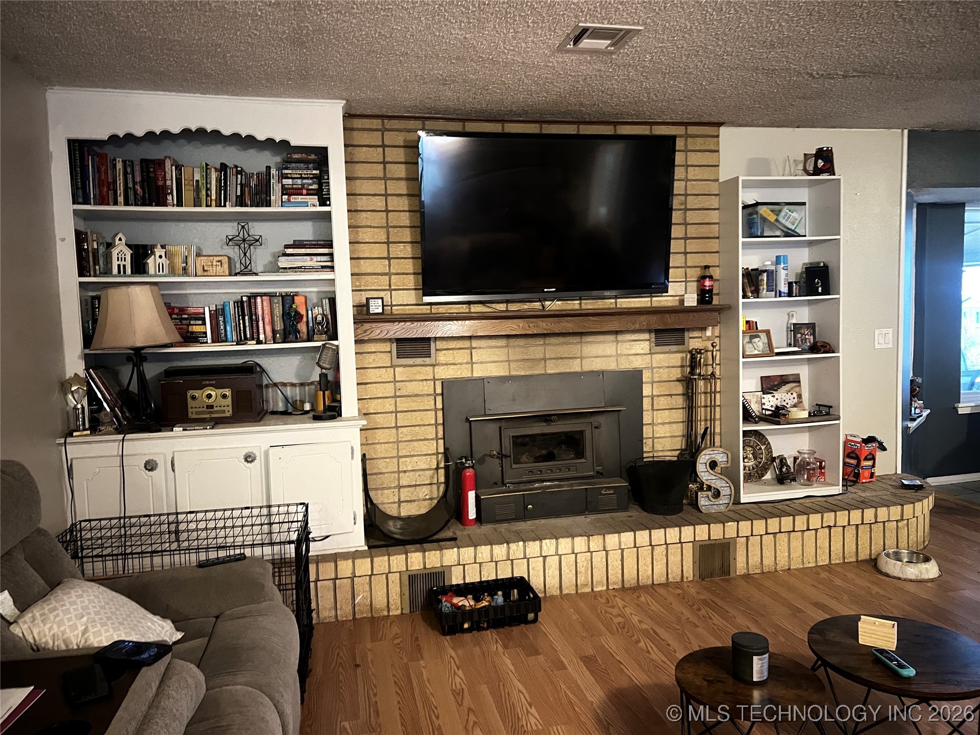 2110 S 78th E Property Photo 5