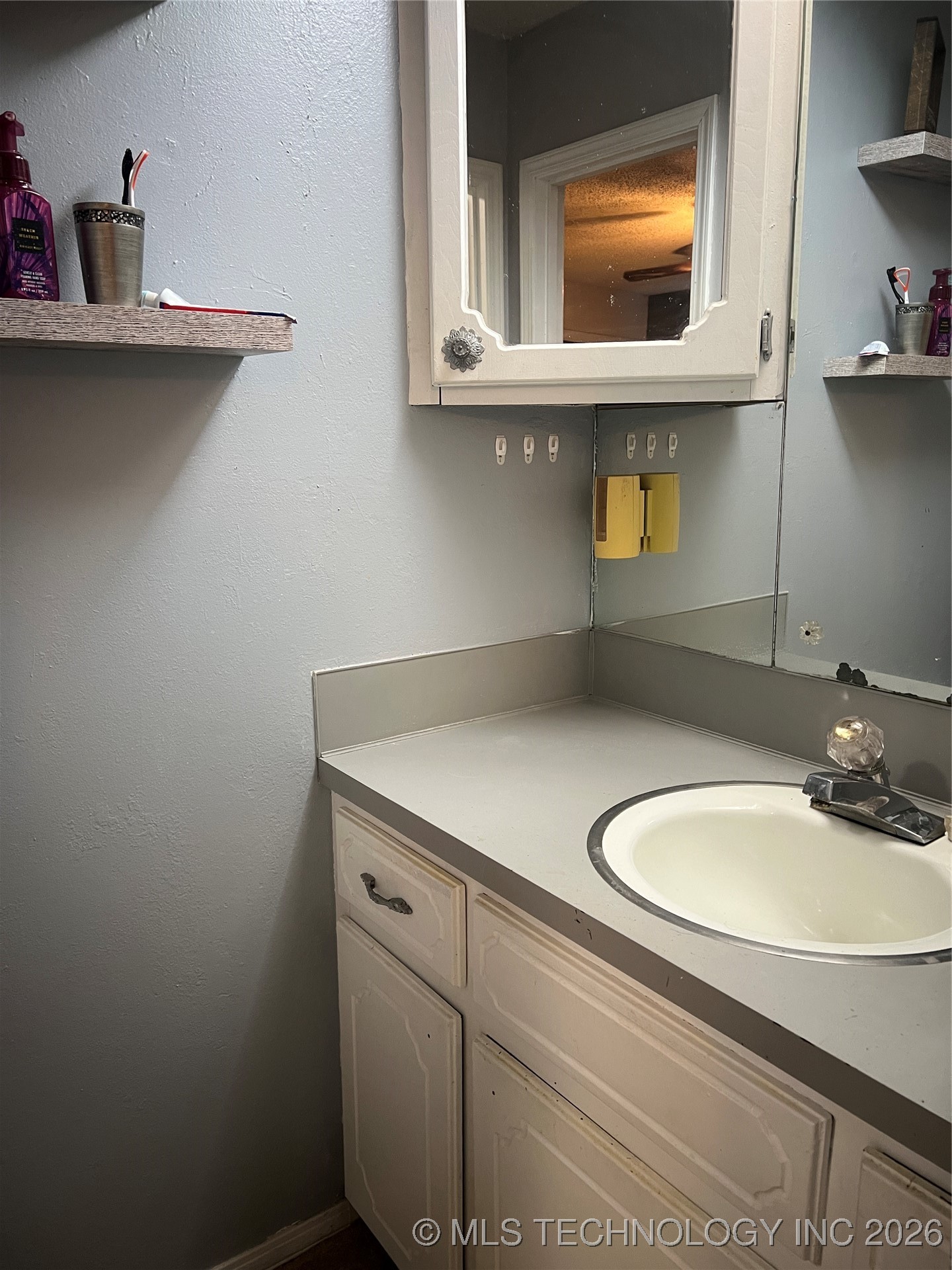 2110 S 78th E Property Photo 17