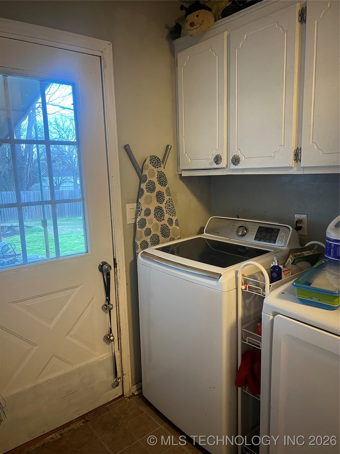 2110 S 78th E Property Photo 19