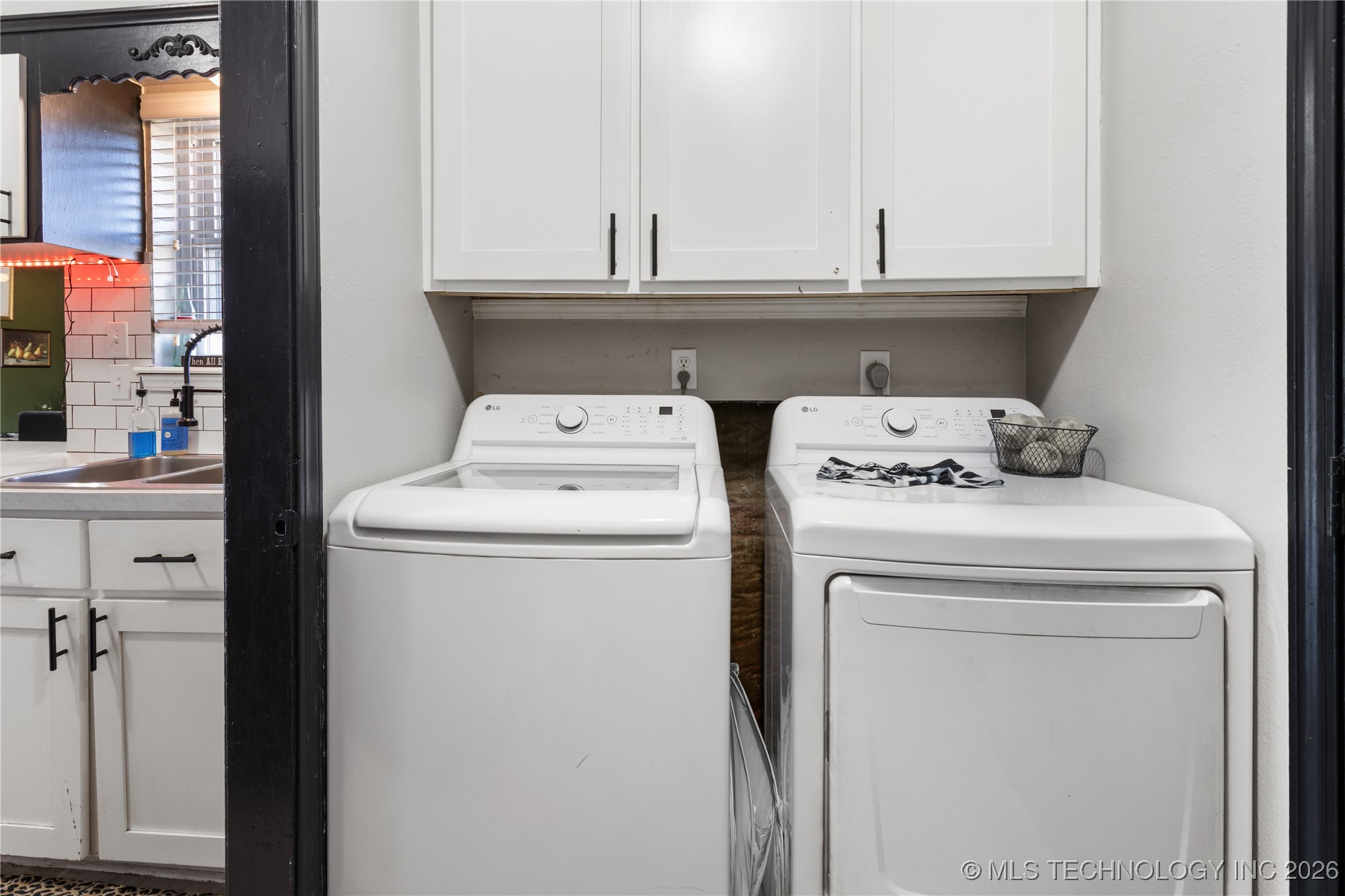 3111 Tull Property Photo 14