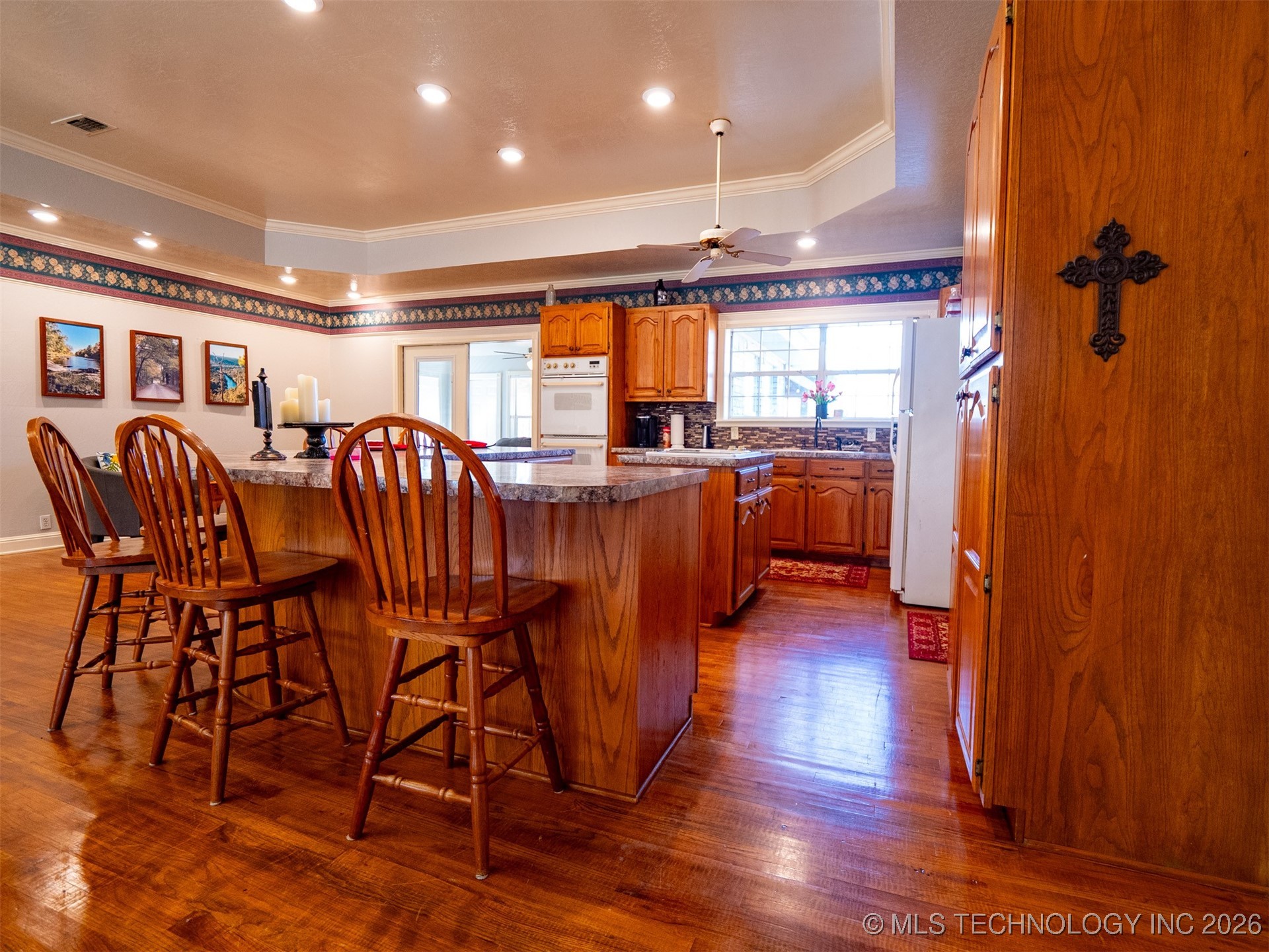 753 Glover Road Property Photo 7