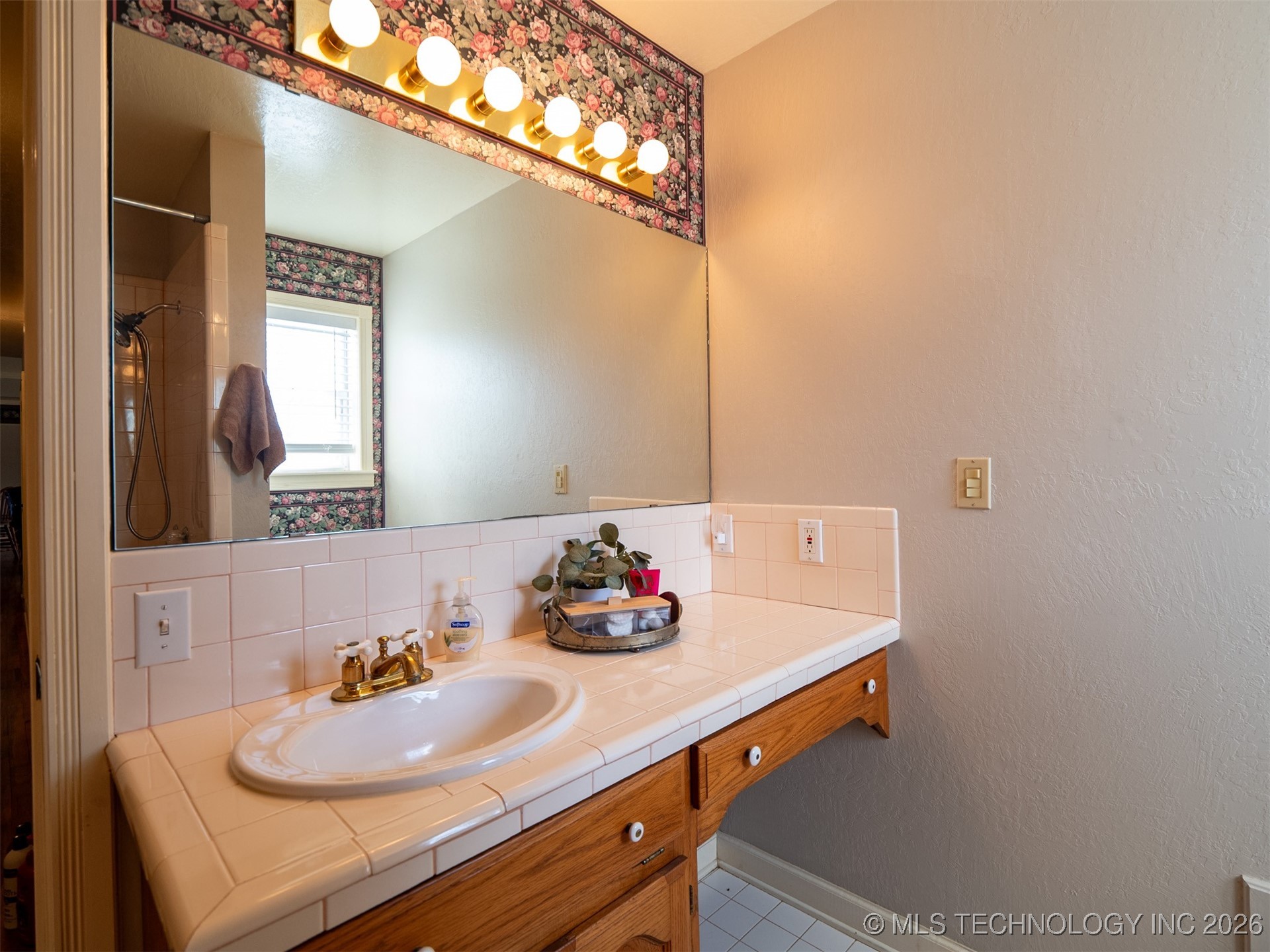 753 Glover Road Property Photo 36