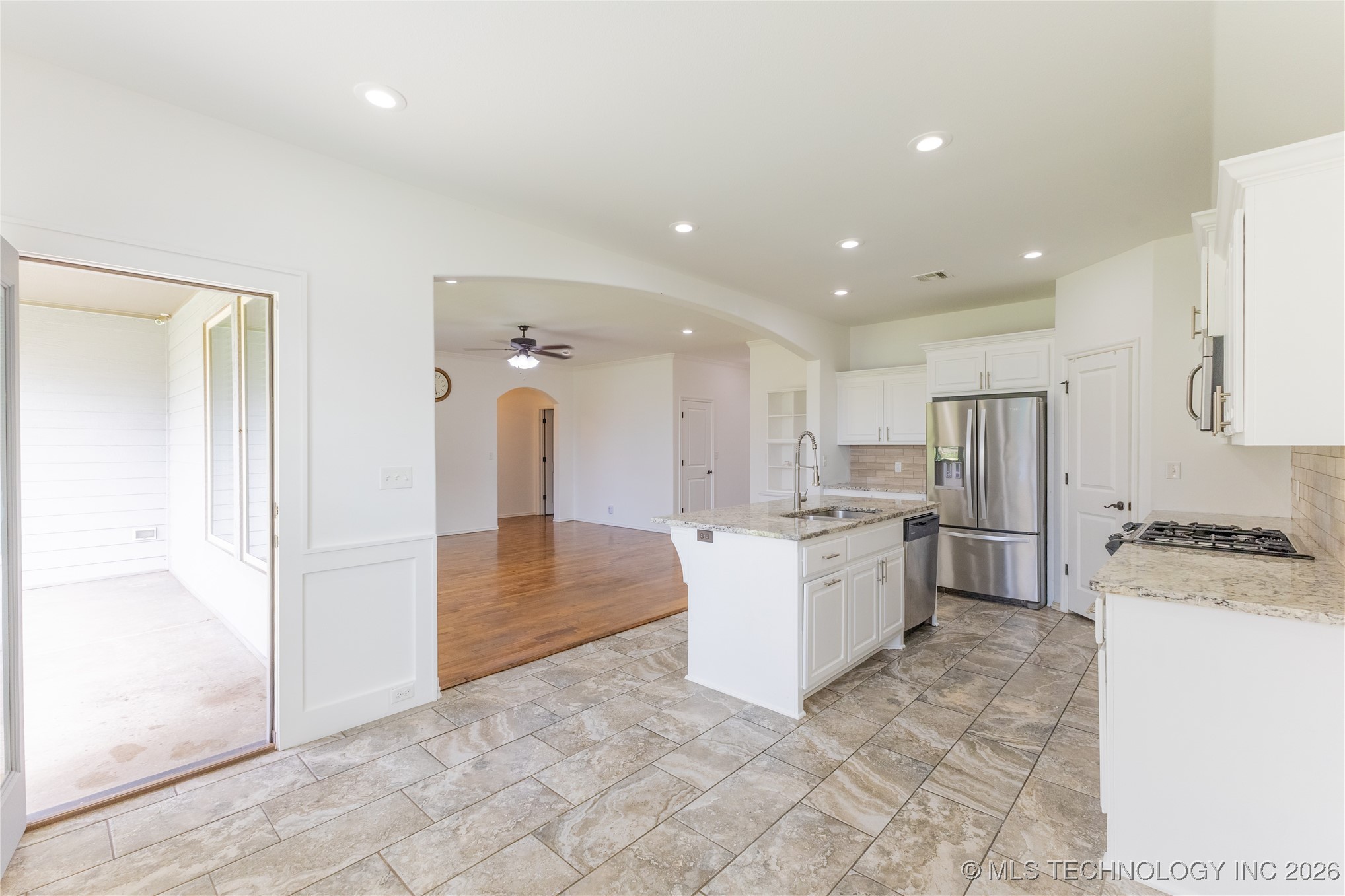 1301 W Elmira Place Property Photo 13