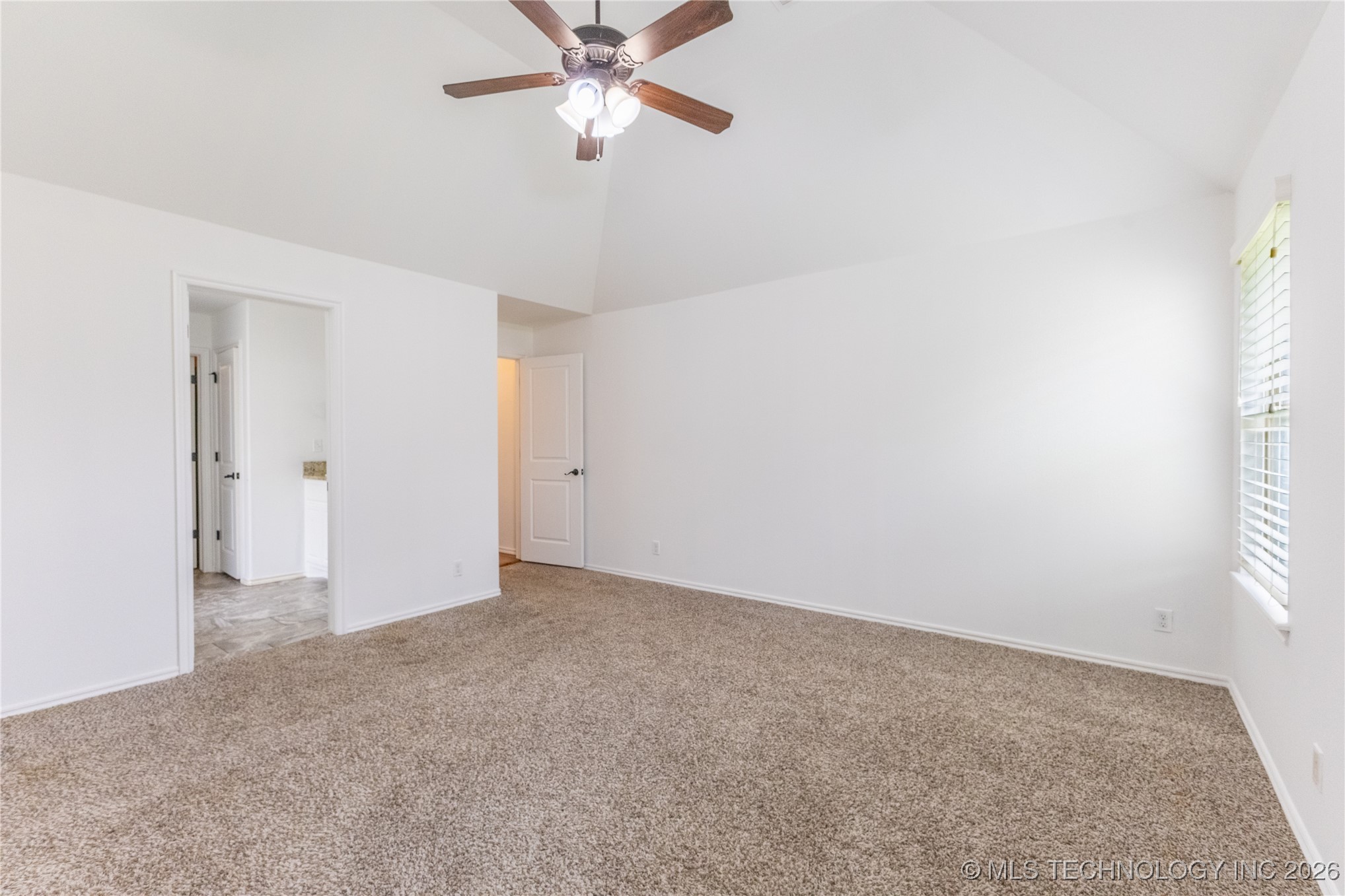 1301 W Elmira Place Property Photo 19