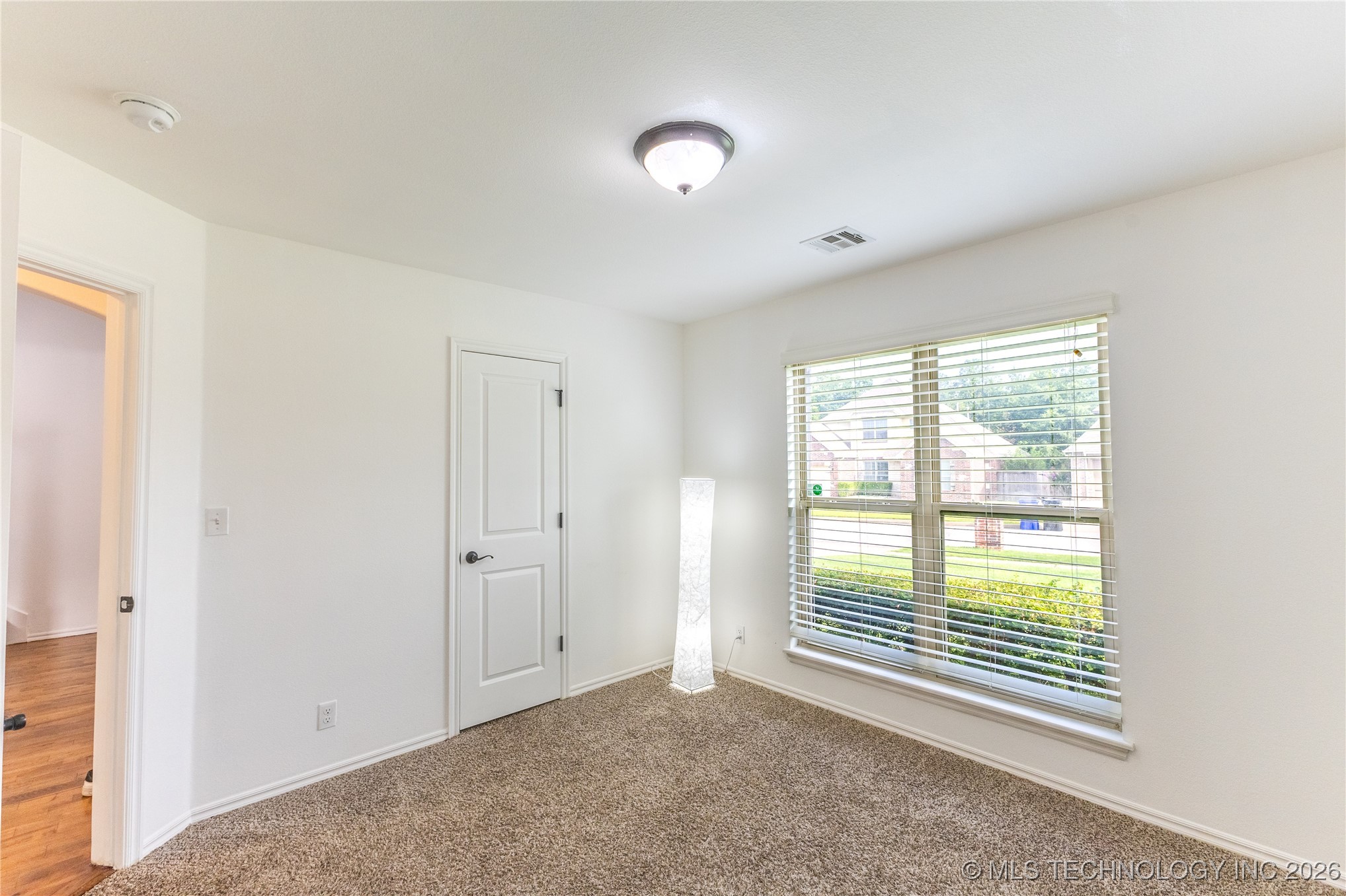 1301 W Elmira Place Property Photo 28