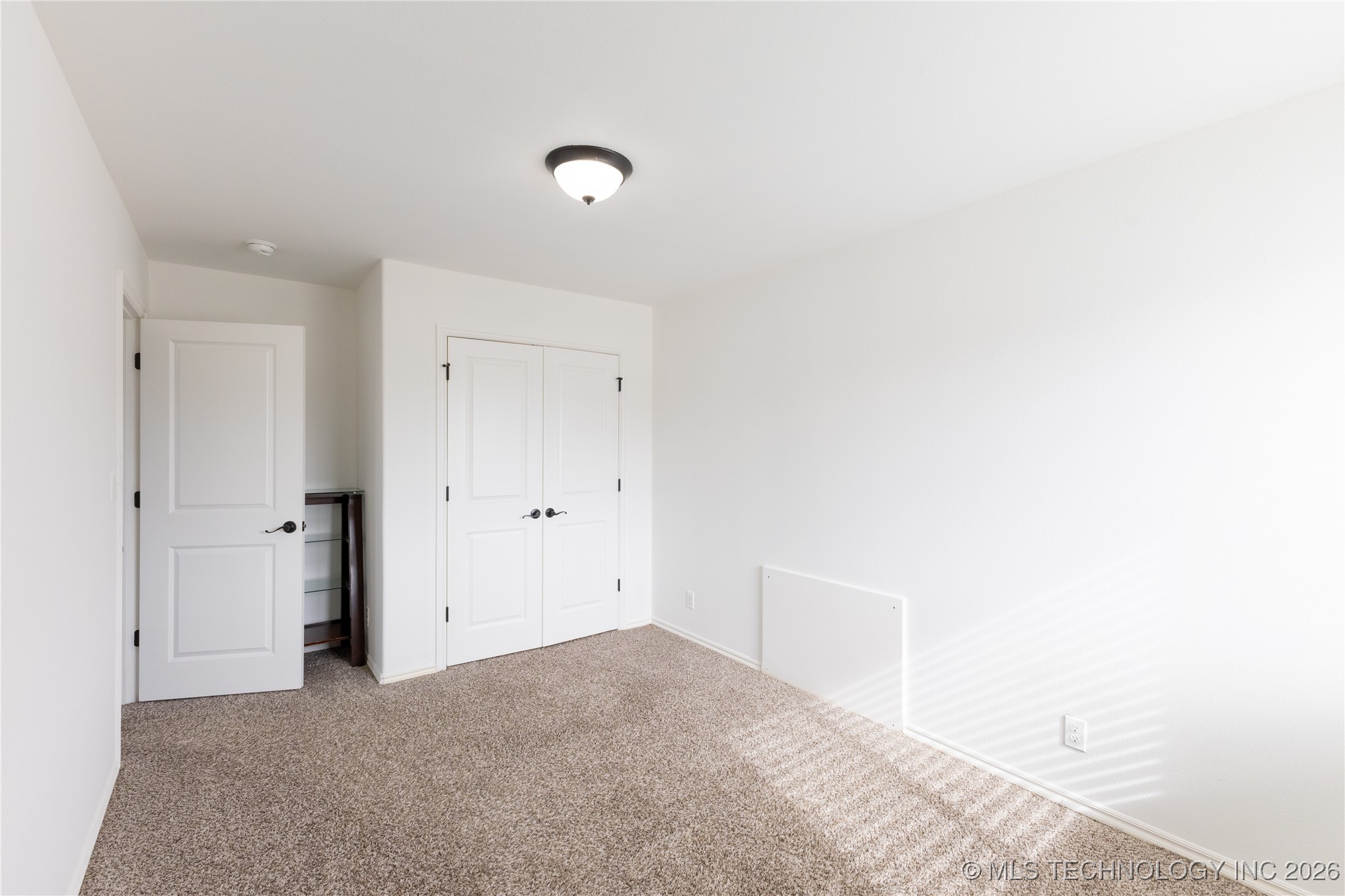 1301 W Elmira Place Property Photo 29