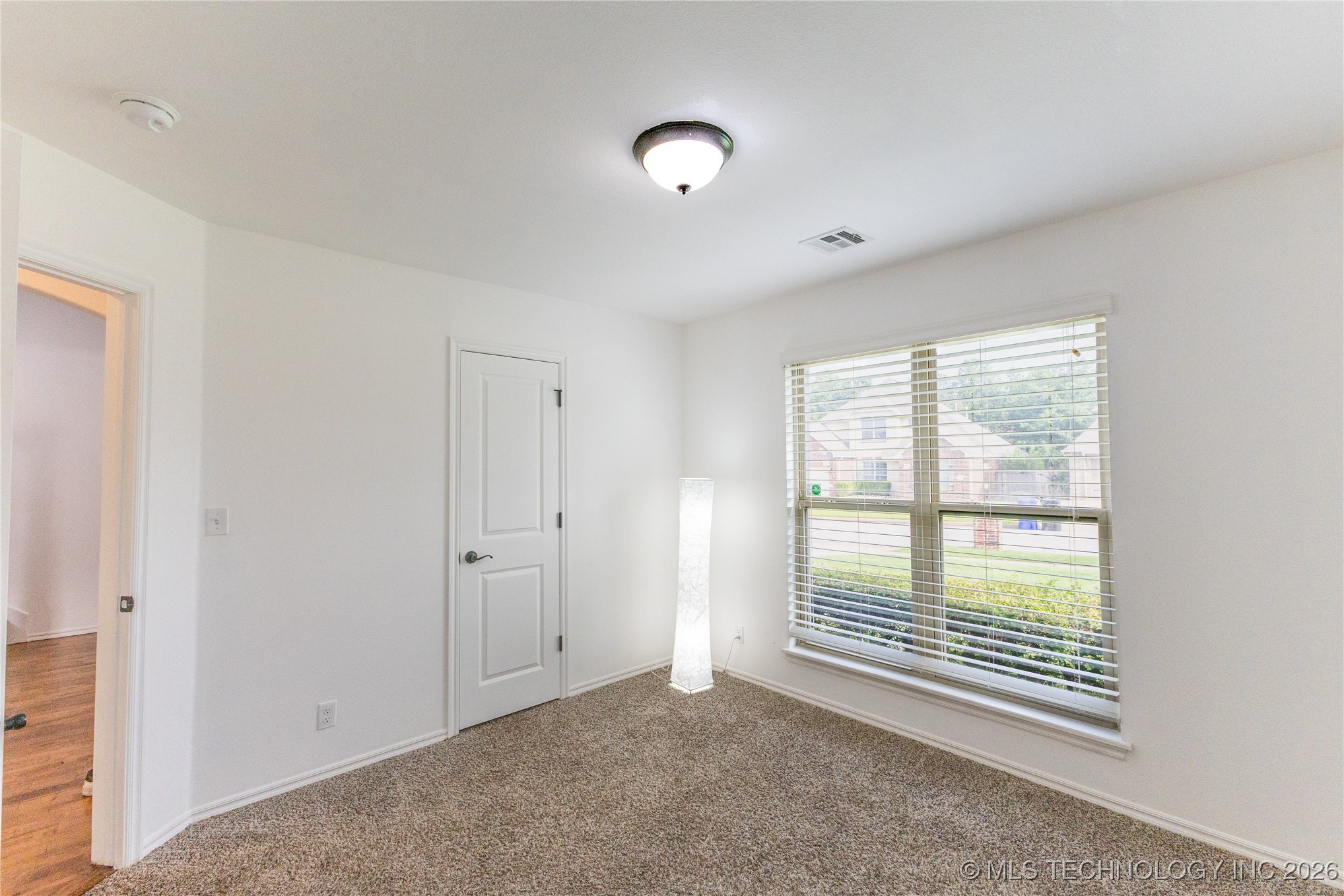 1301 W Elmira Place Property Photo 37