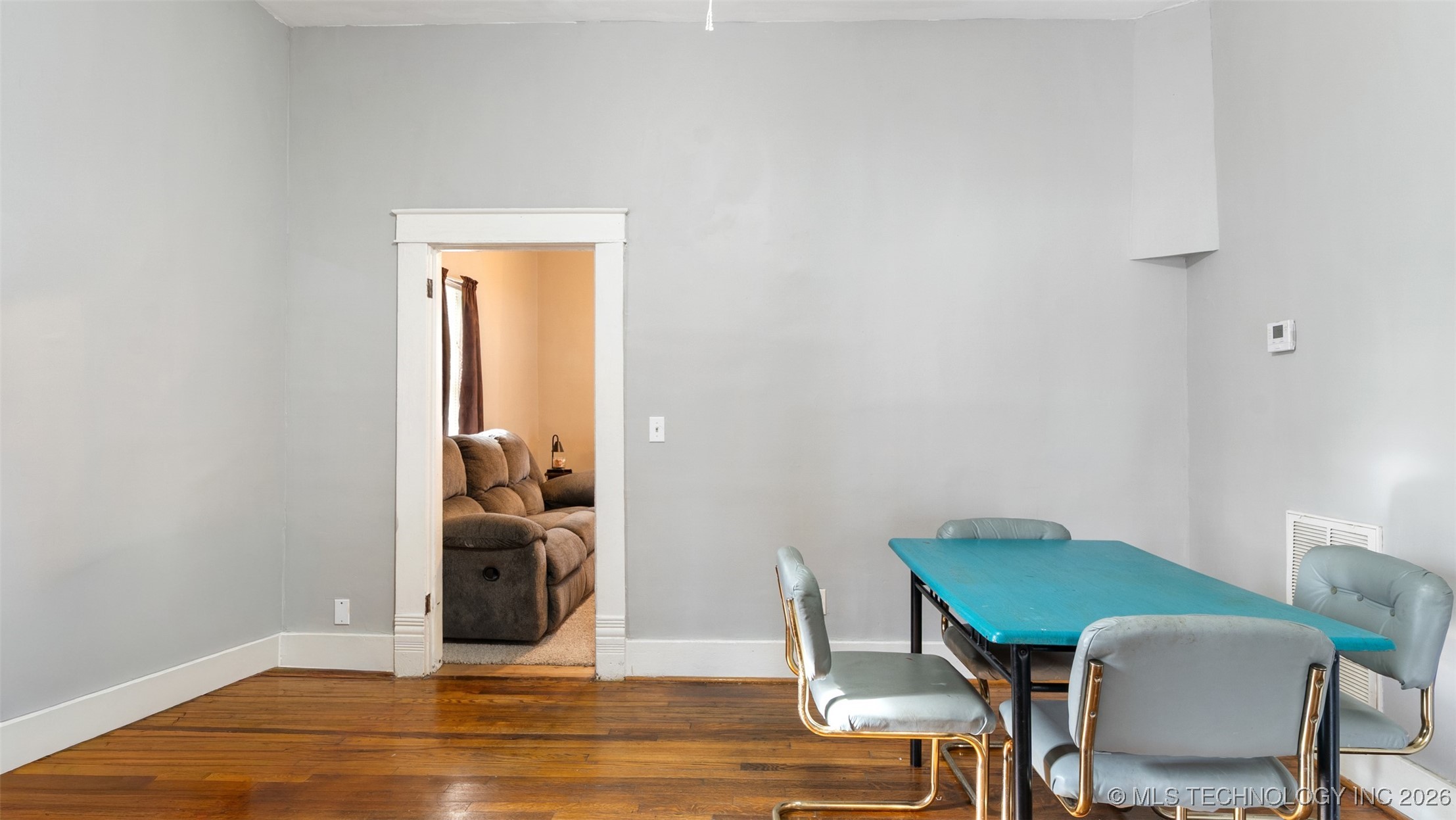 460 N Gunter Property Photo 10