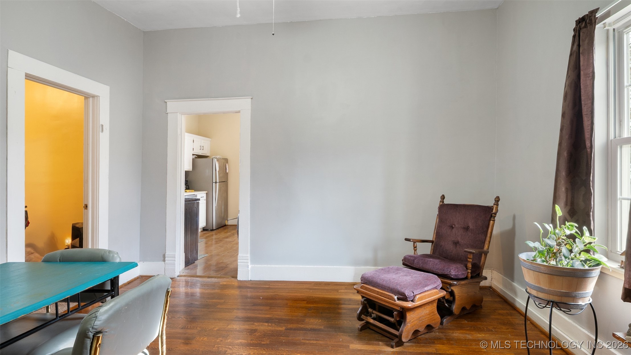 460 N Gunter Property Photo 11