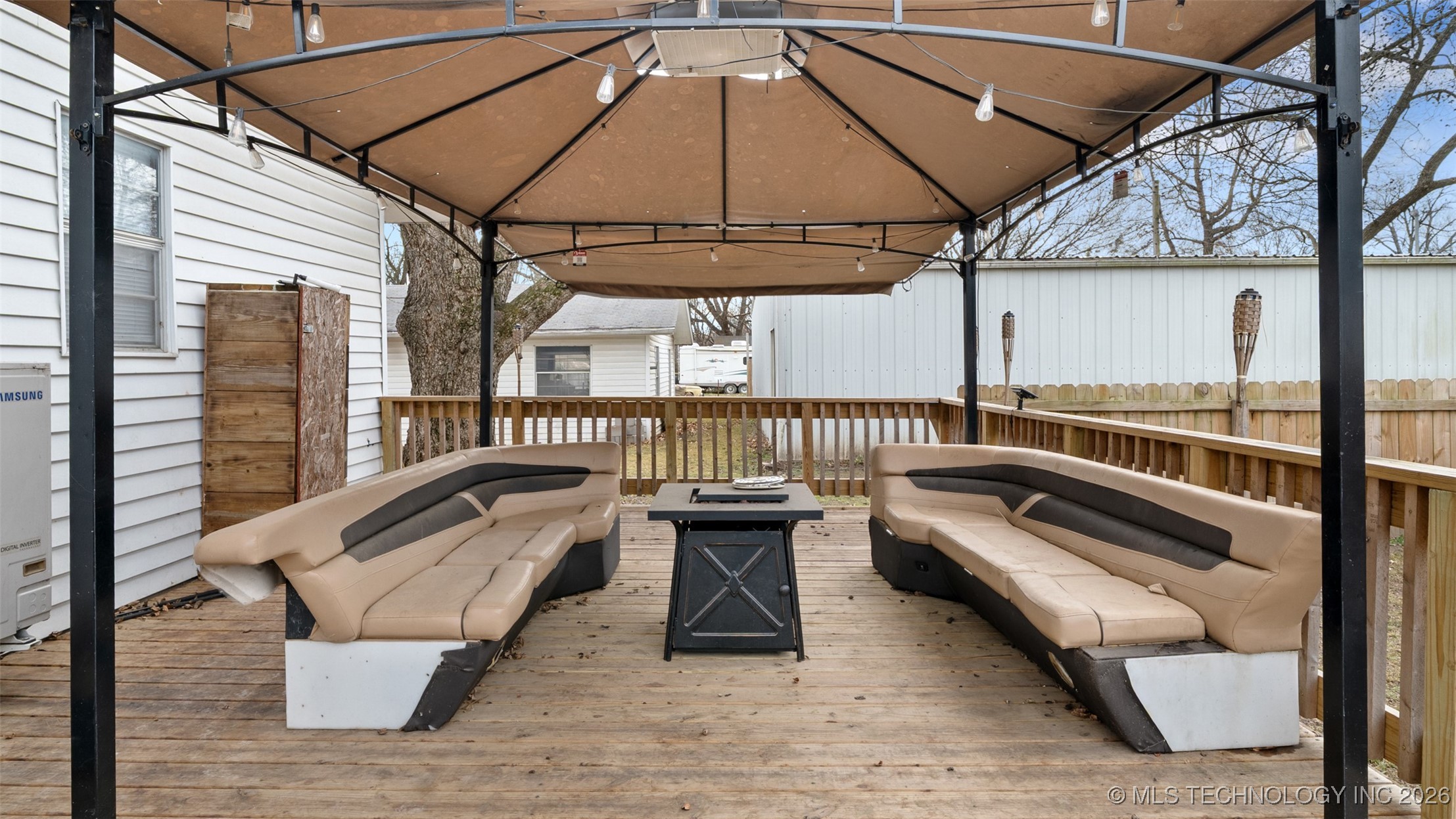 460 N Gunter Property Photo 28