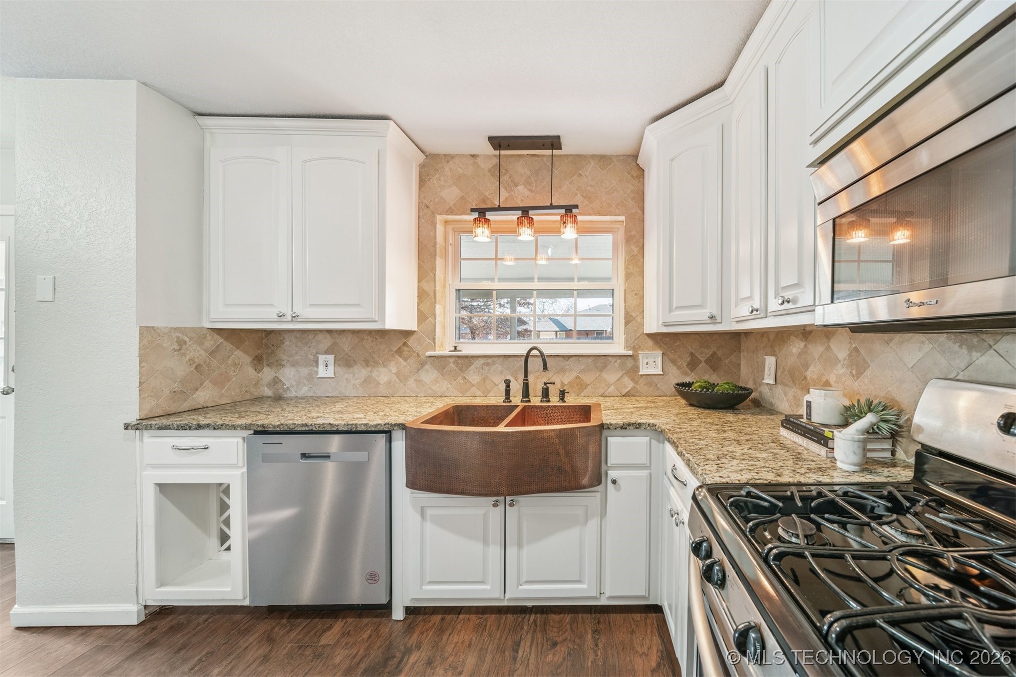 7710 N 132nd East Avenue Property Photo 12