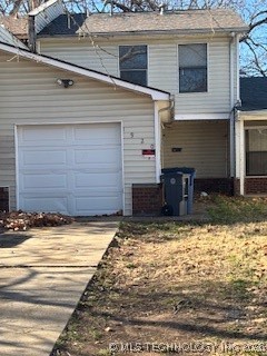 1920 S Phoenix Avenue Property Photo 1