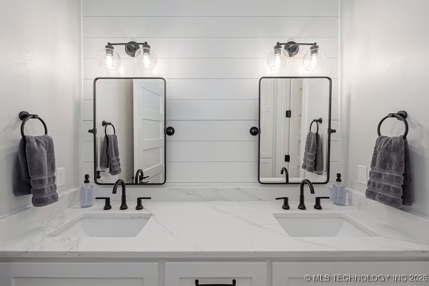 12427 Atlantic Drive Property Photo 21