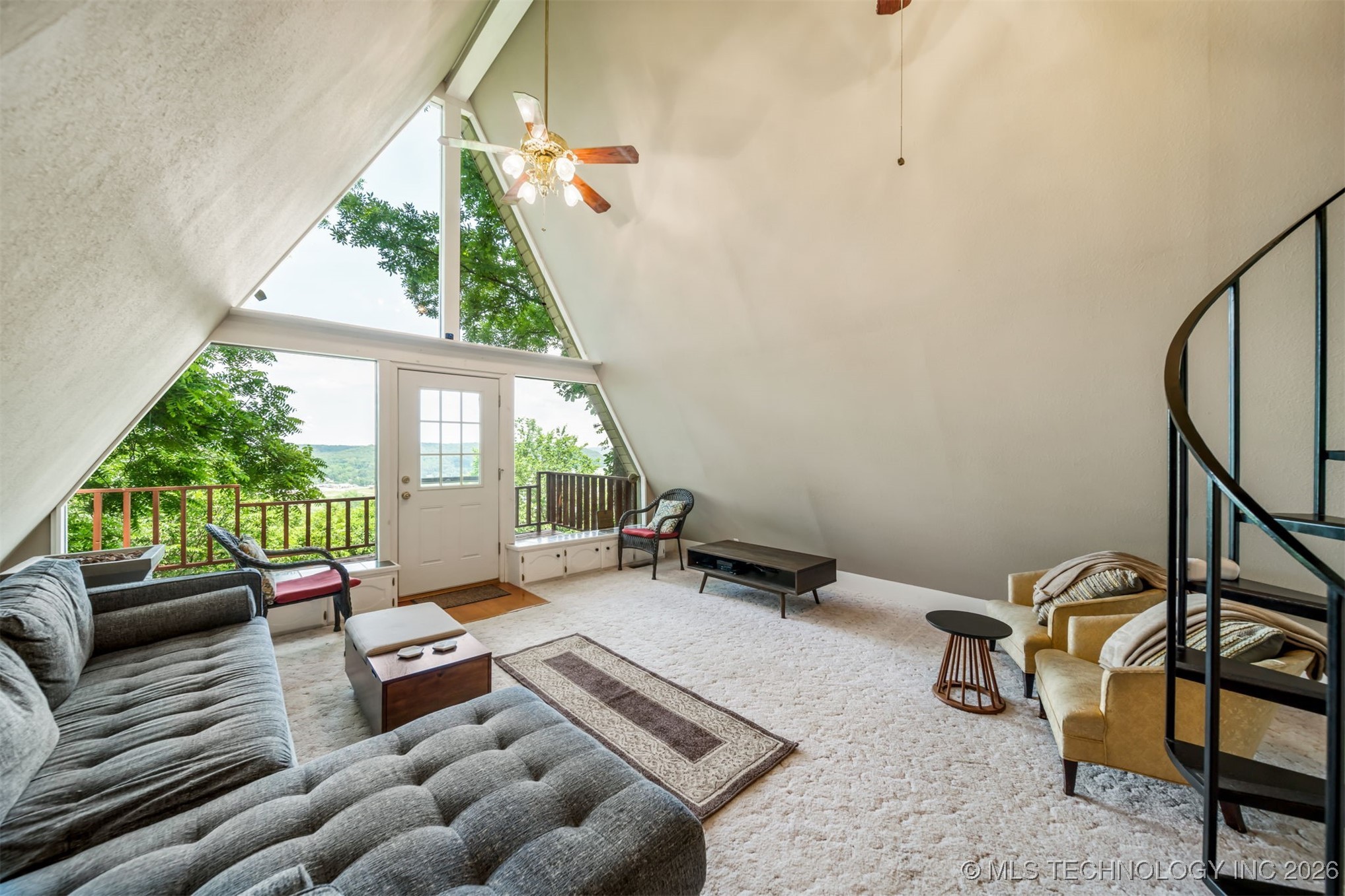 619 E 437 Road Property Photo 15