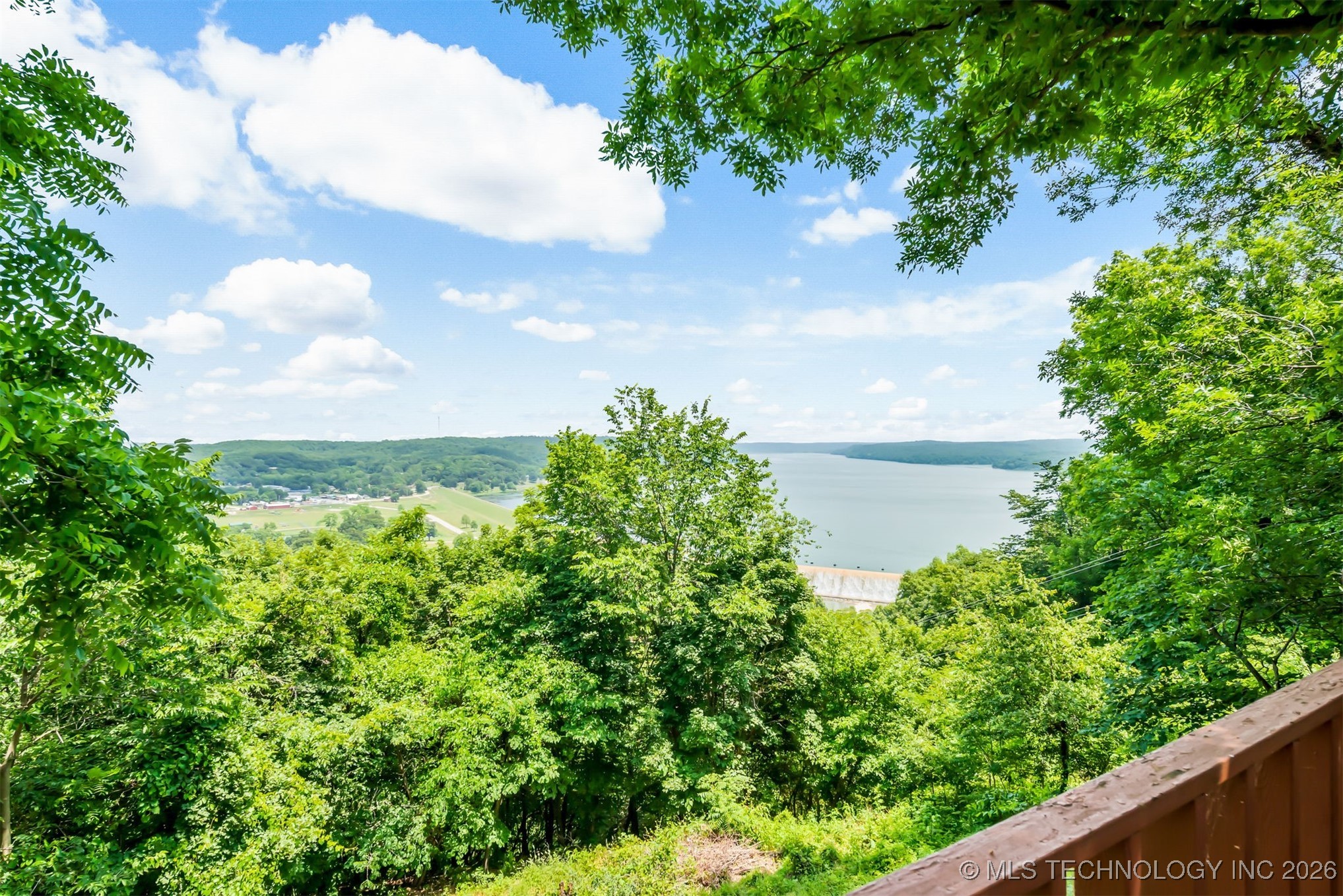 619 E 437 Road Property Photo 22