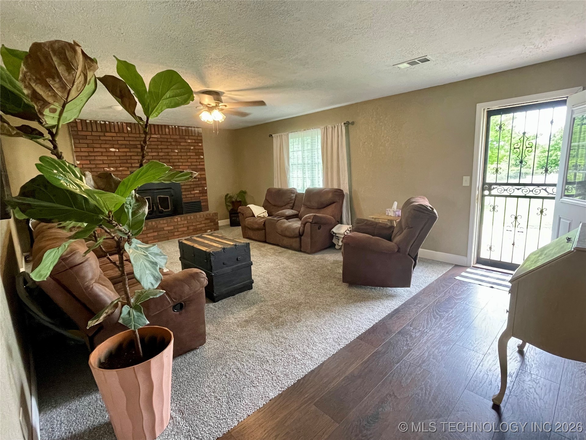 56550 E Highway 60 Property Photo 5