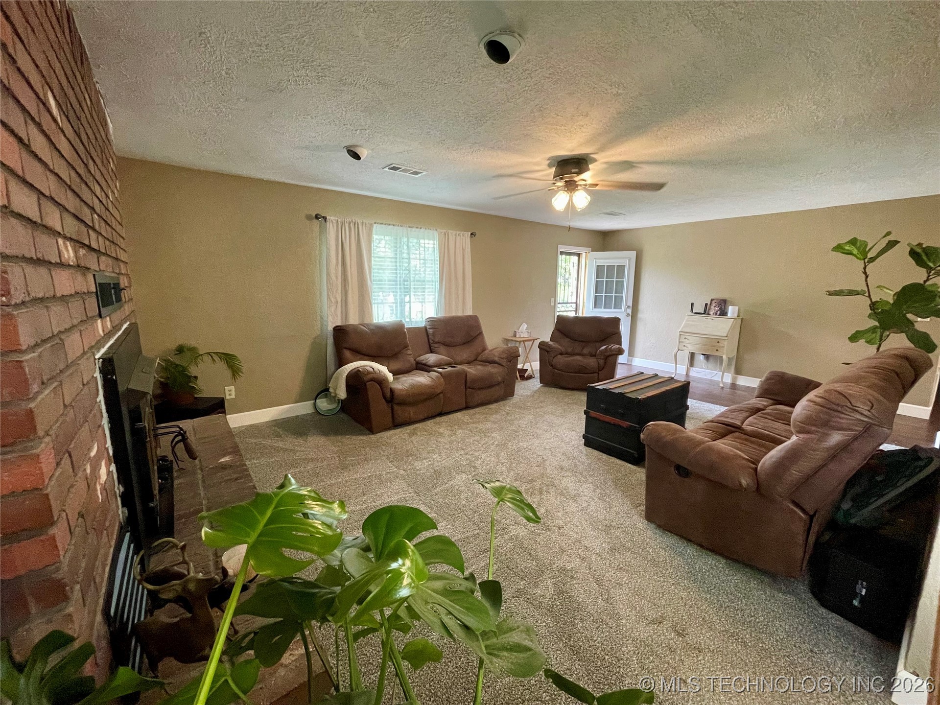 56550 E Highway 60 Property Photo 13